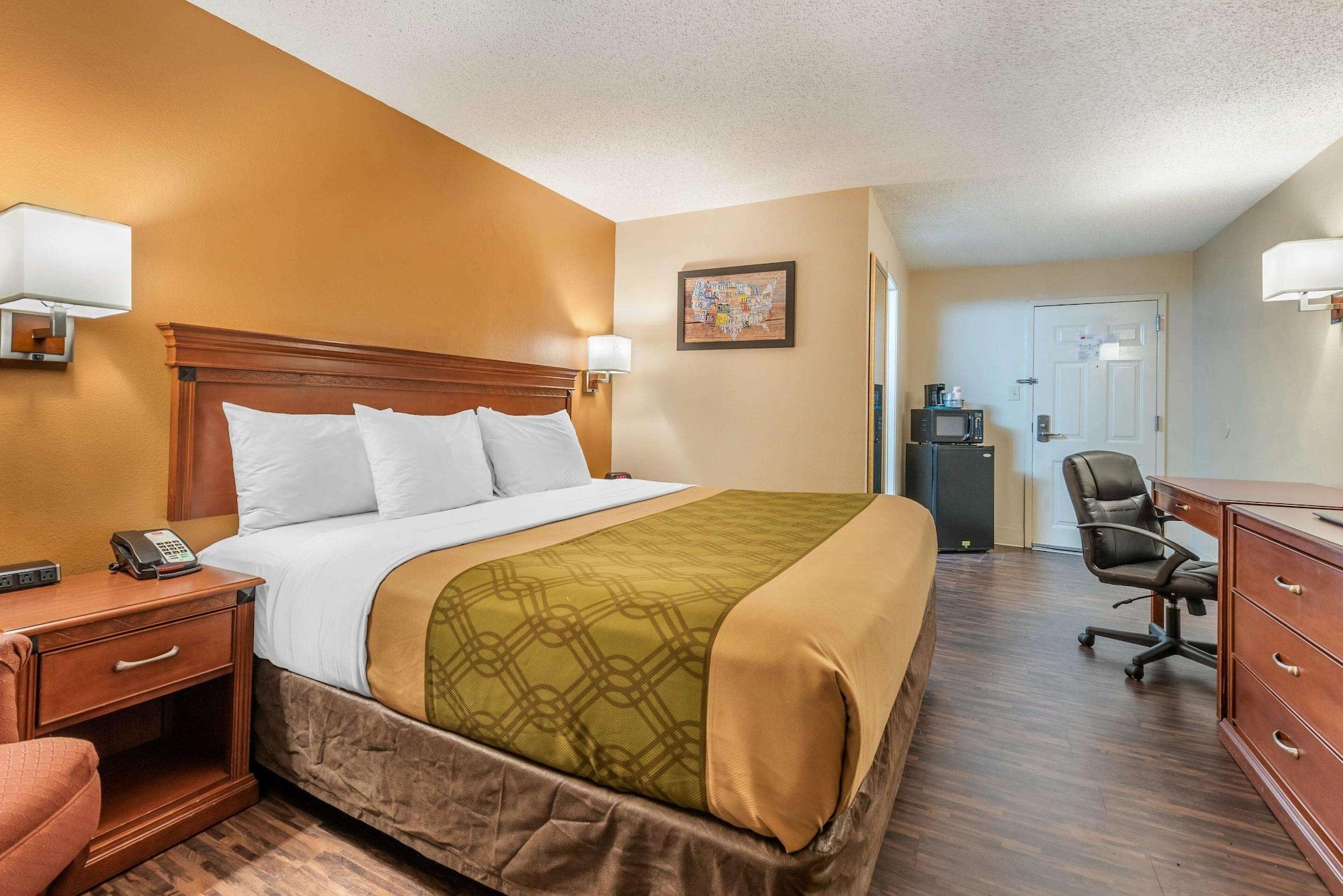 Lodge Econo Downtown