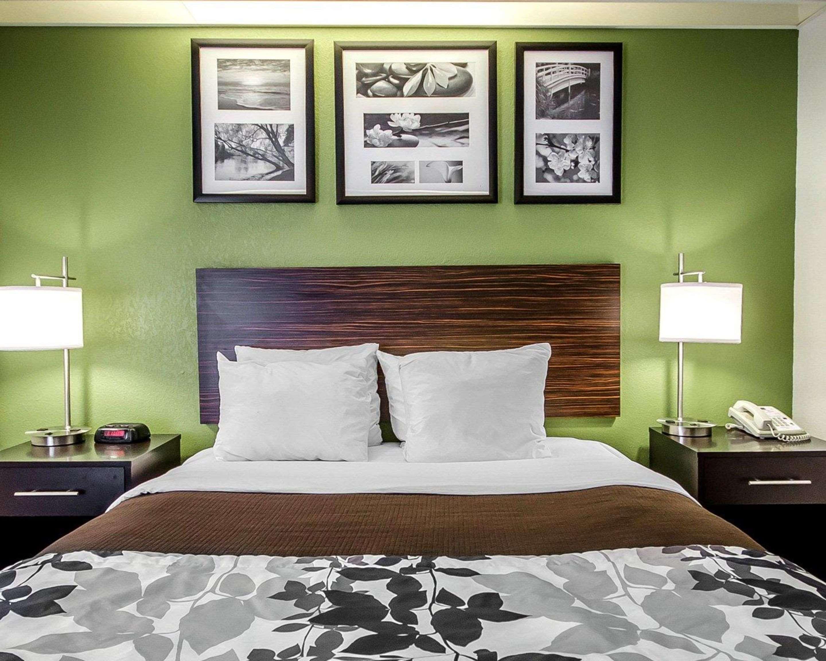 Hotel Sleep Airport & Expo