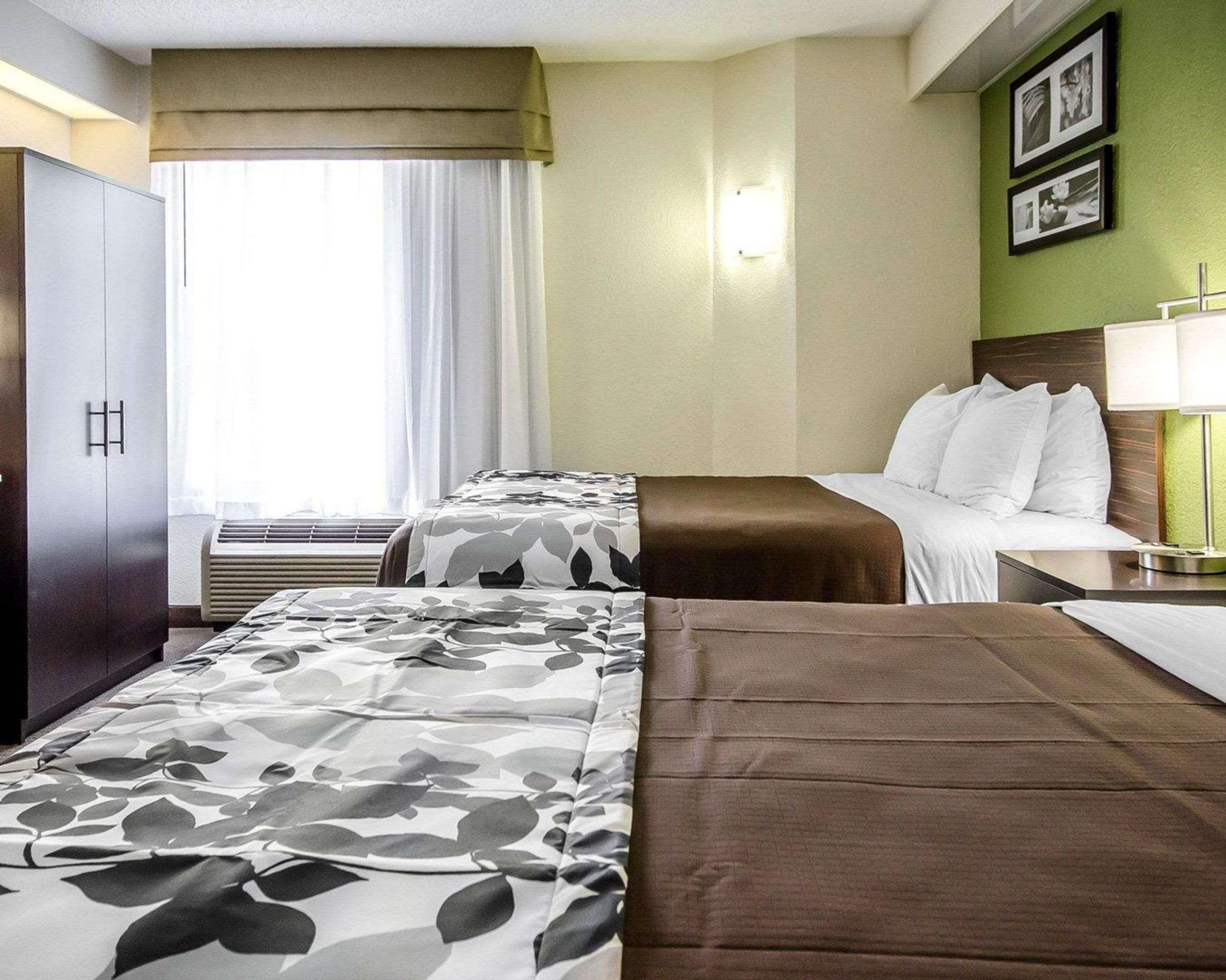 Sleep Airport & Expo