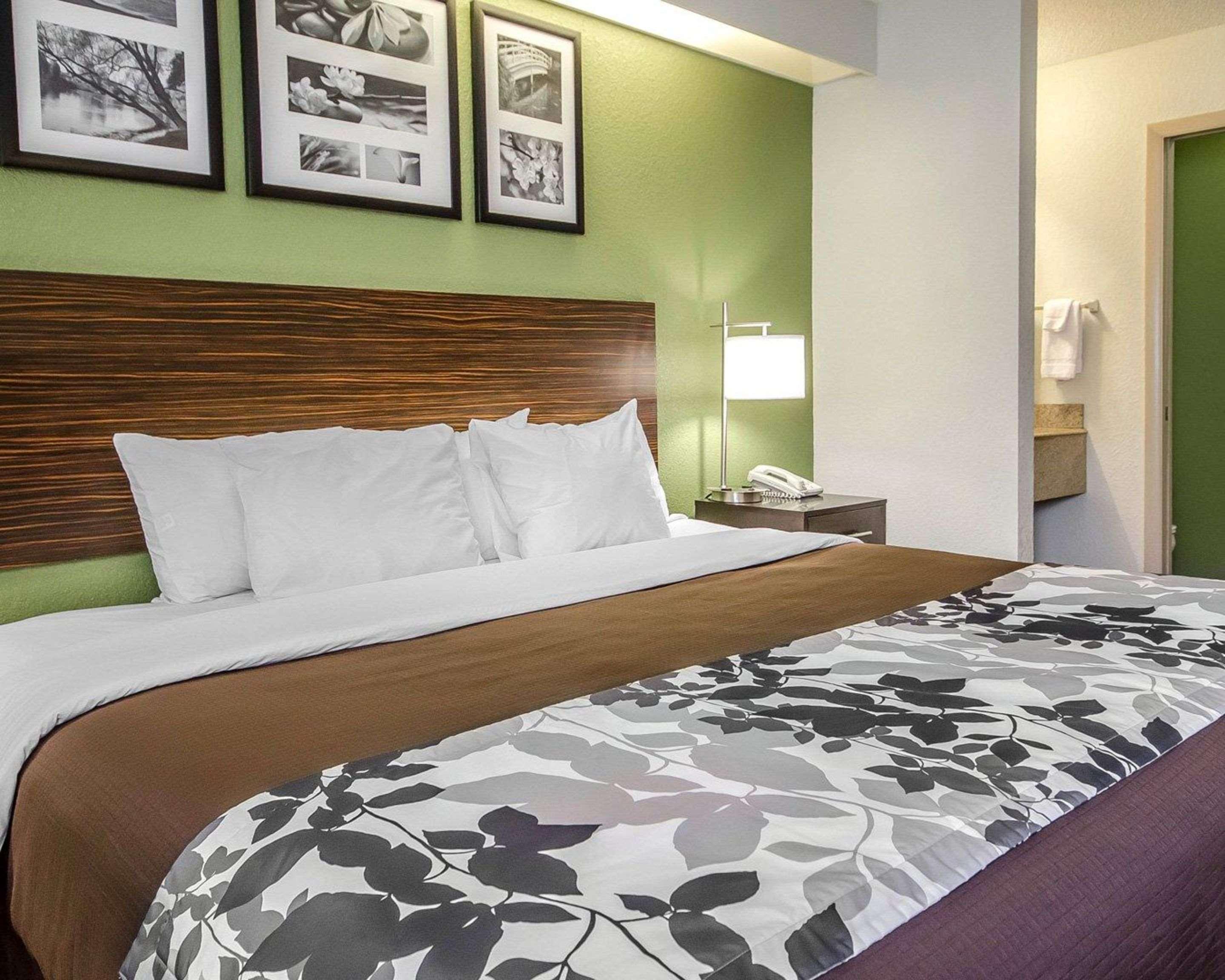 Sleep Airport & Expo Louisville