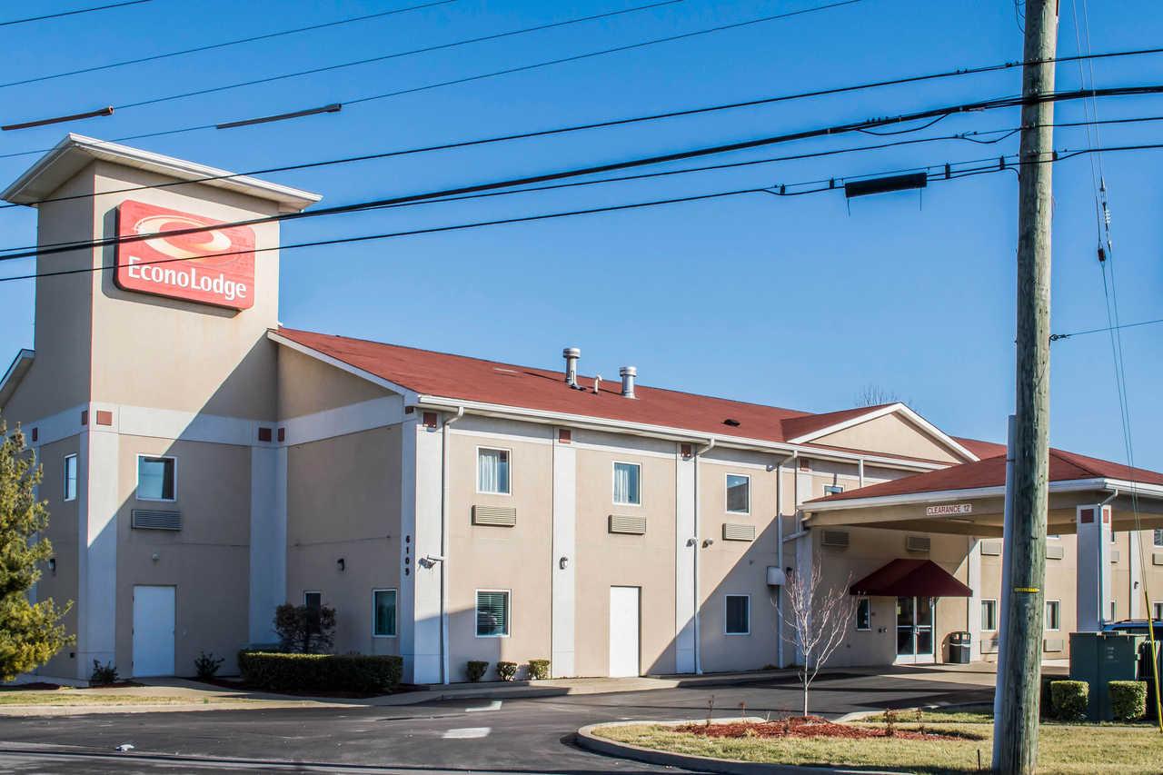 Econo Airport * Louisville