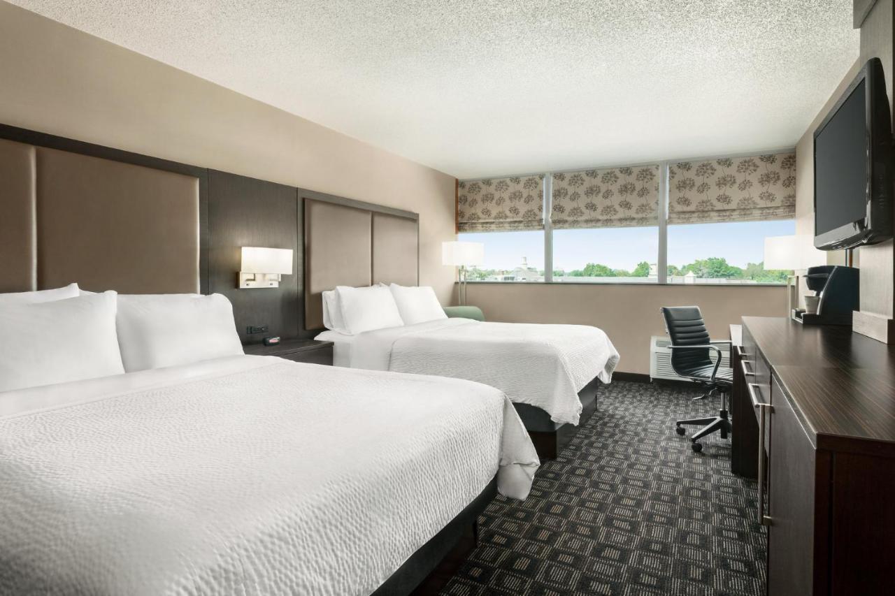 Hotel East - Hurstbourne By Ihg