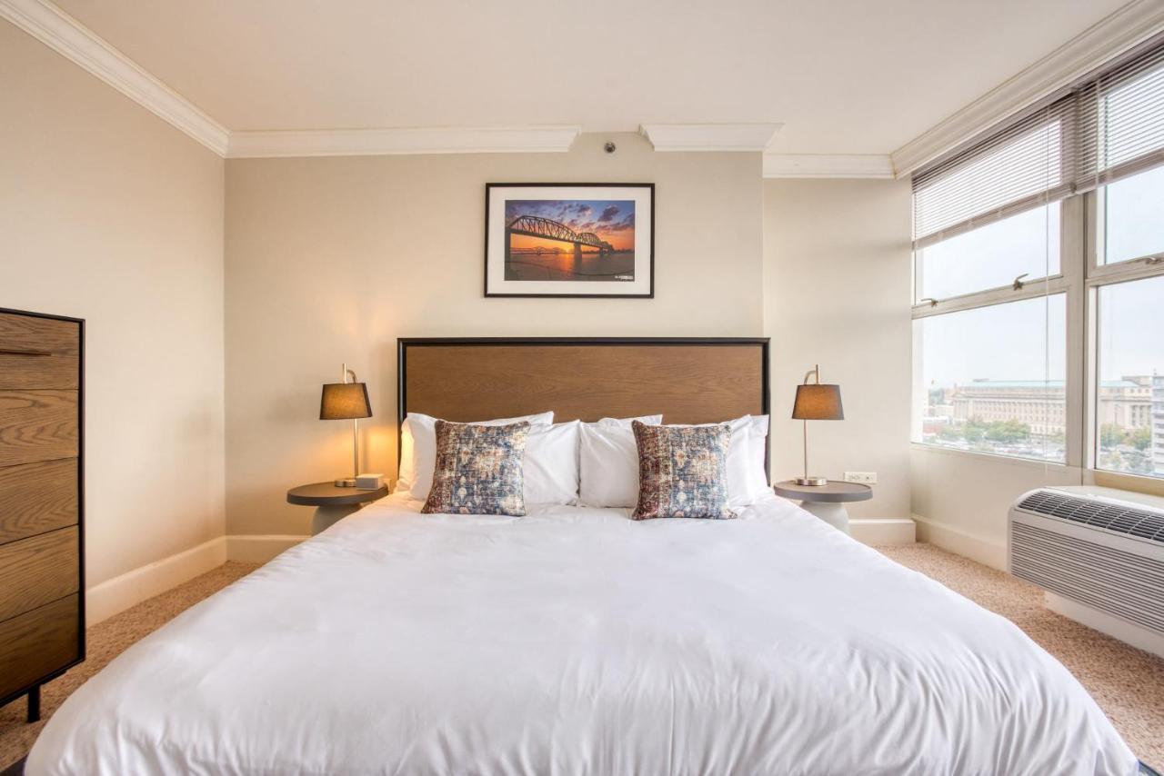Cozysuites 800 Tower 1br With Gym! 16 Apartment *