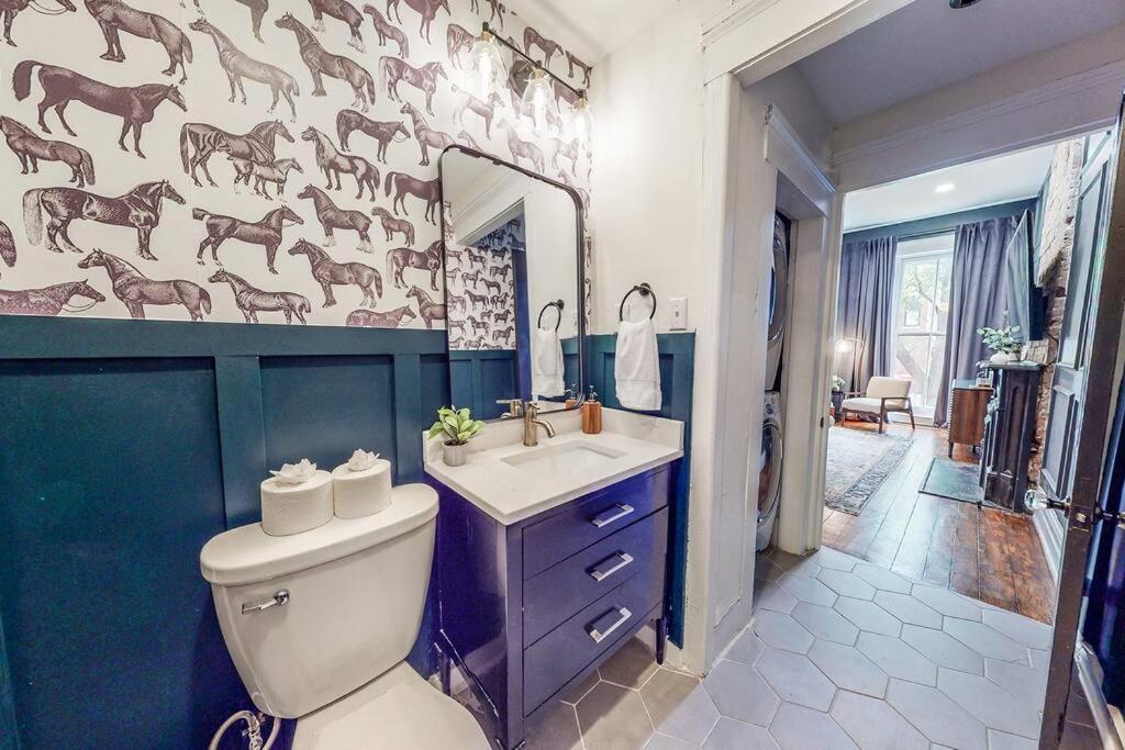 Luxury 8 Bed/4 Ba Nulu Private Yard/parking Holiday home *