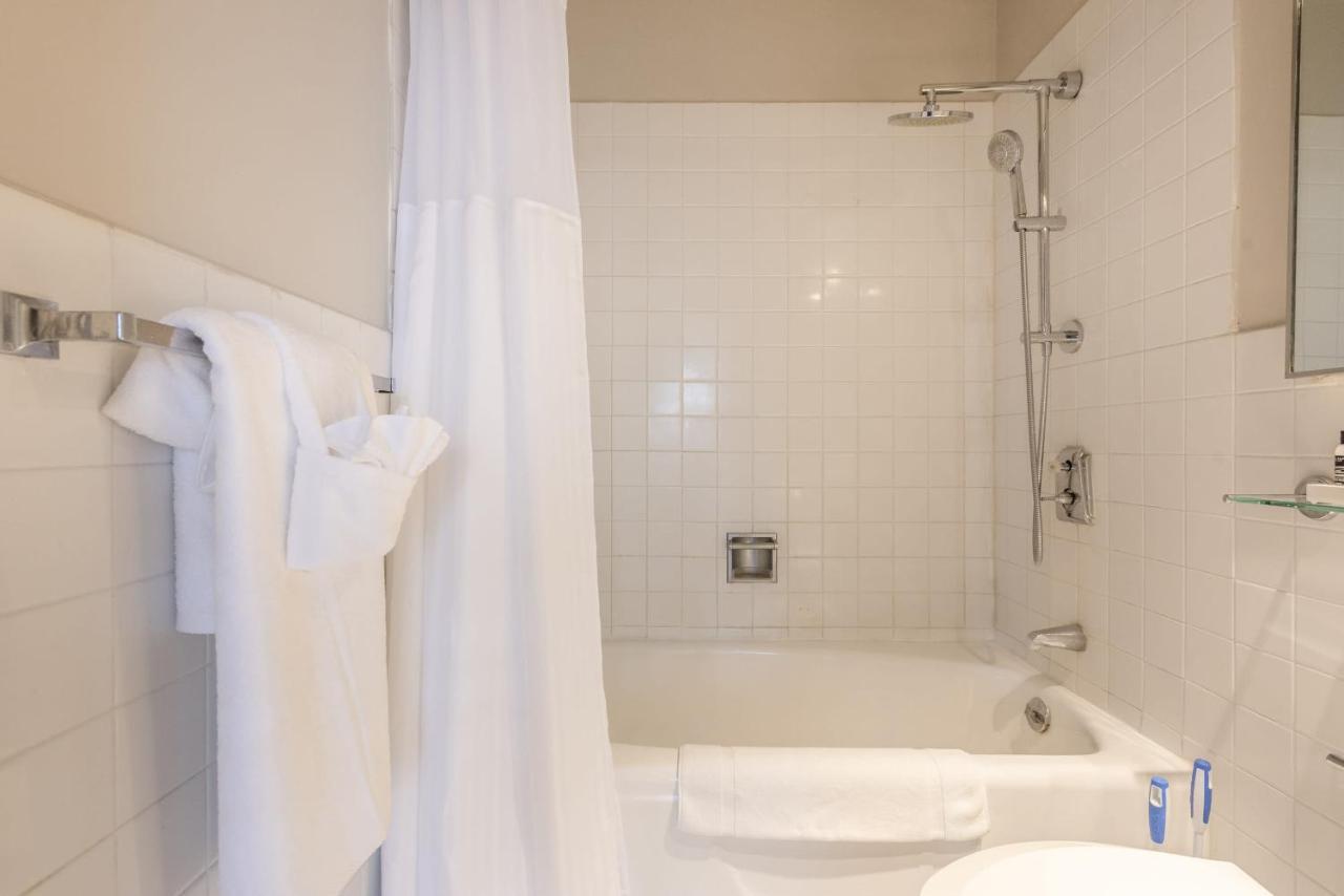 Apartment Cozysuites 800 Tower 1br With Gym! 16 *