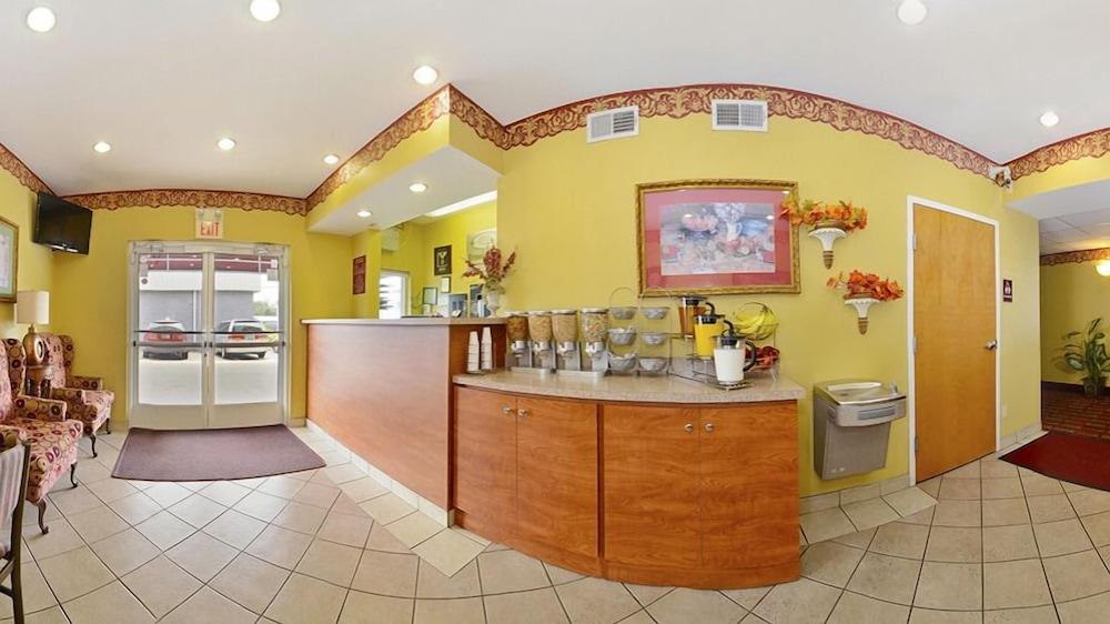 Econo Airport Lodge Louisville