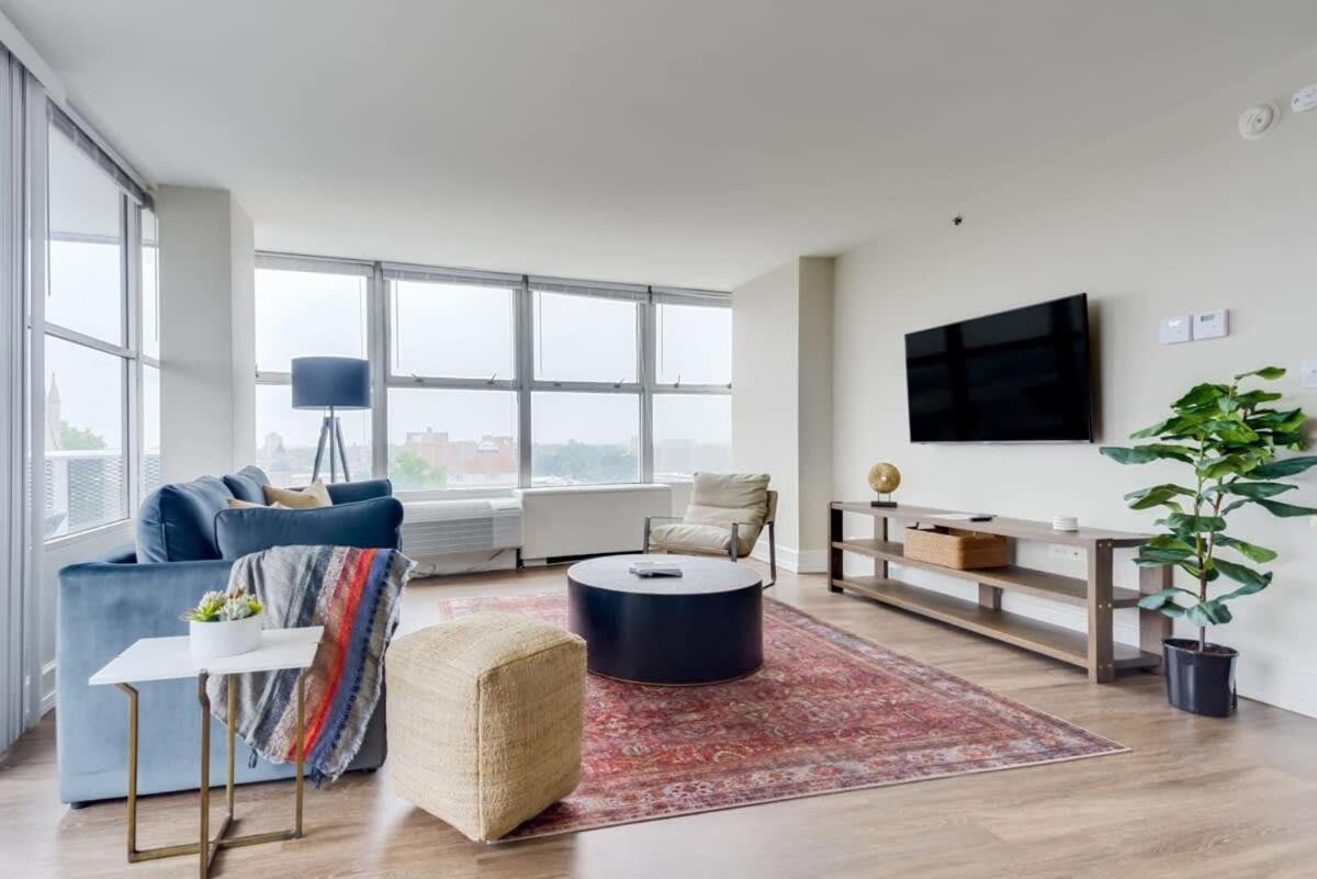 Cozysuites 800 Tower 1br With Gym! 09