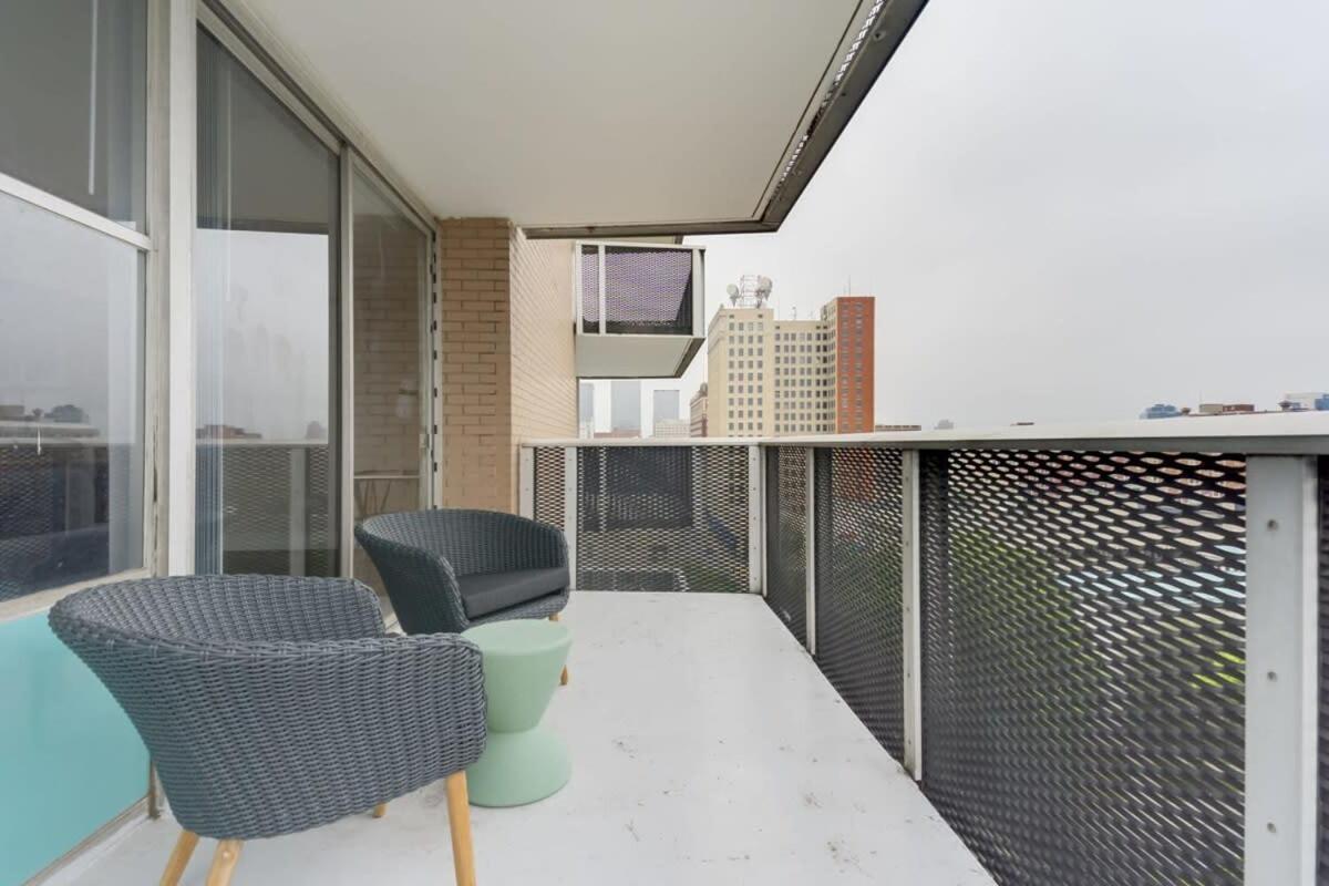 Cozysuites 800 Tower 1br With Gym! 09 Apartment *