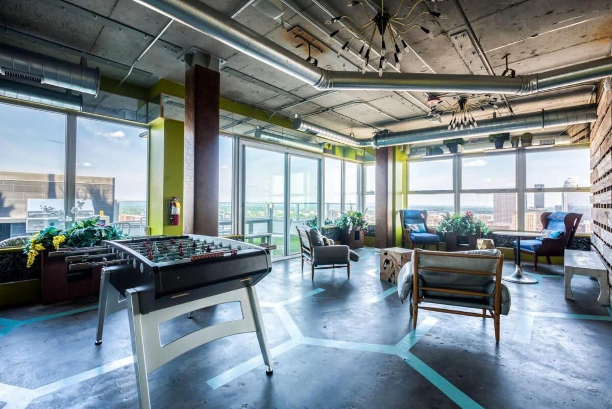 Cozysuites 800 Tower 1br With Gym! 09