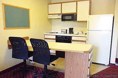 Extended America - - Alliant Avenue 2*