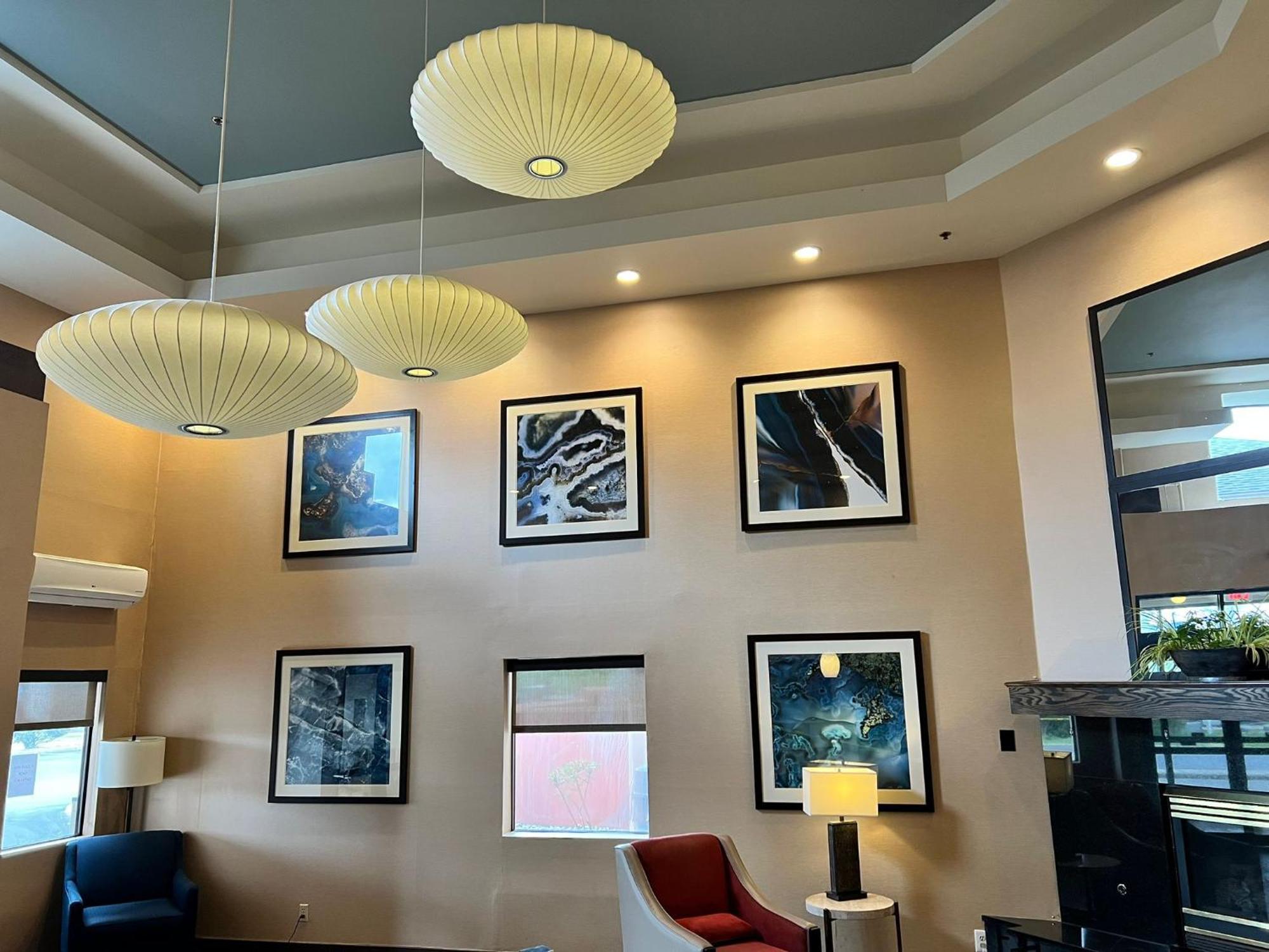 Comfort East Hotel 3*