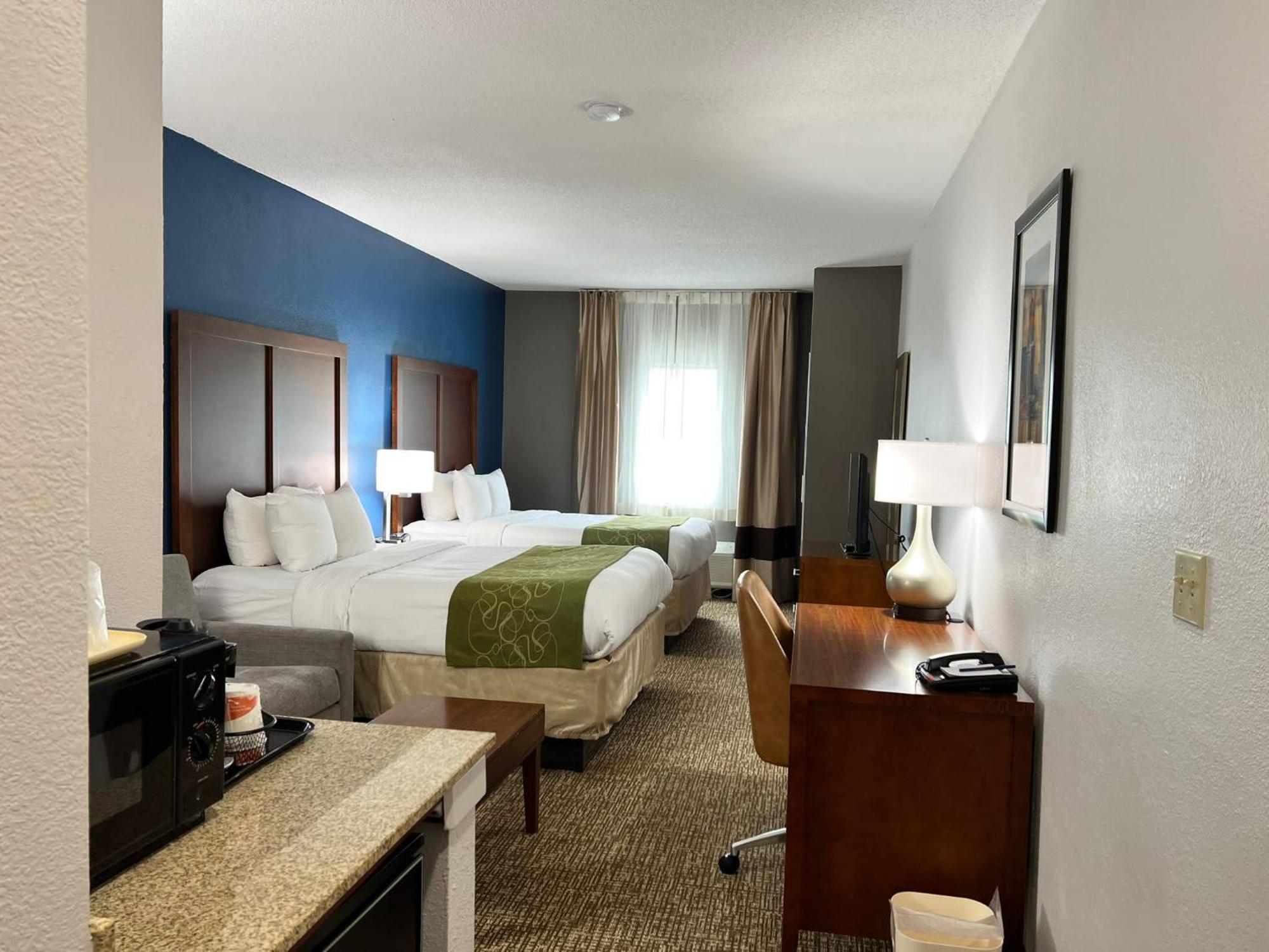 Comfort East Hotel 3*