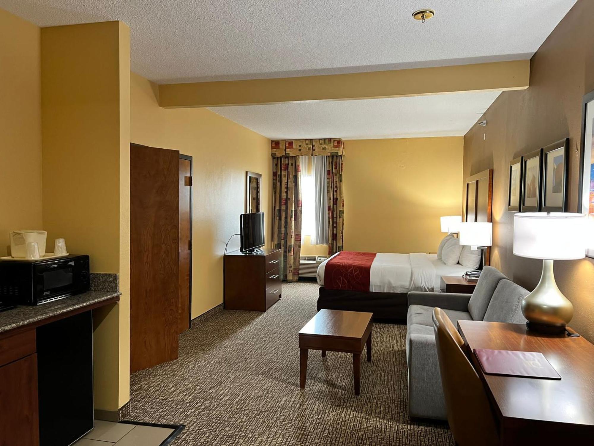 Hotel Comfort East