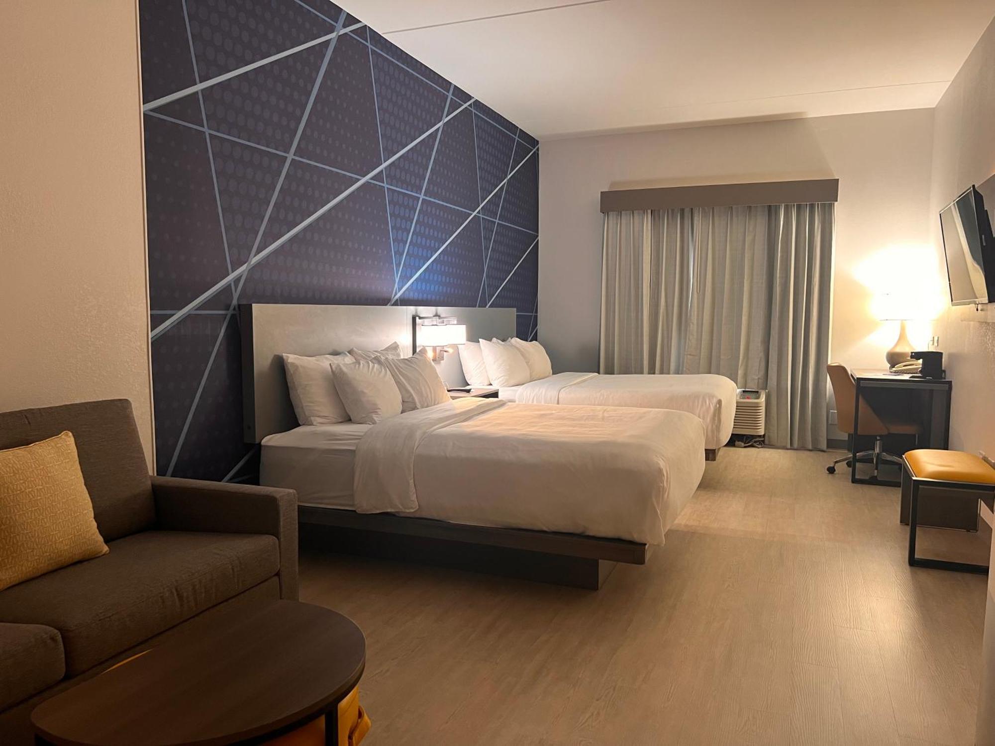 Comfort Airport 3* Louisville