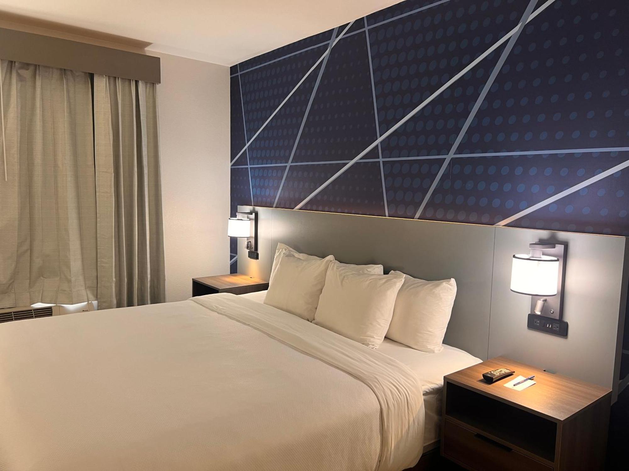 Comfort Airport Hotel Louisville