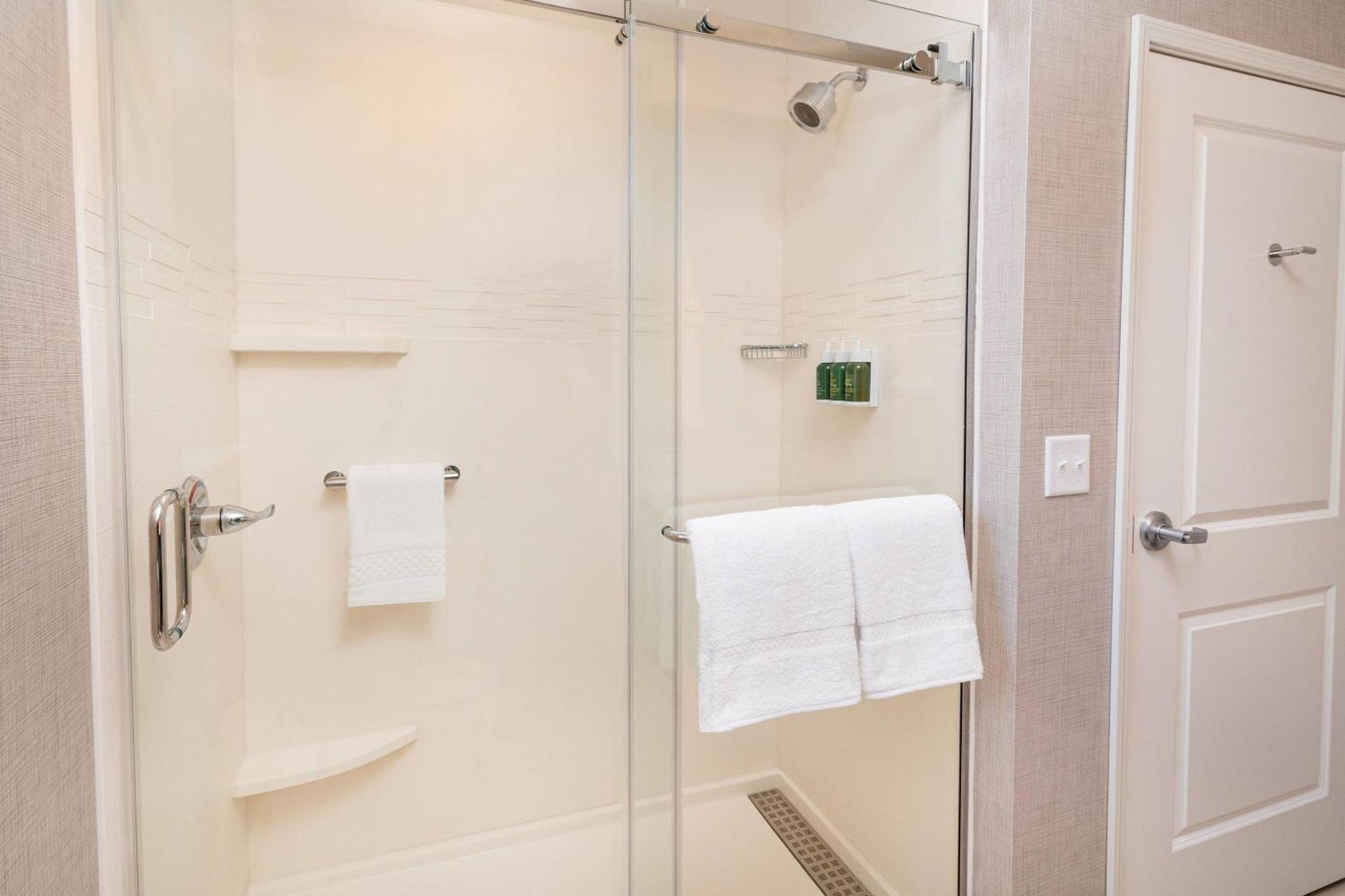 By Marriott Old Henry Hotel 3*