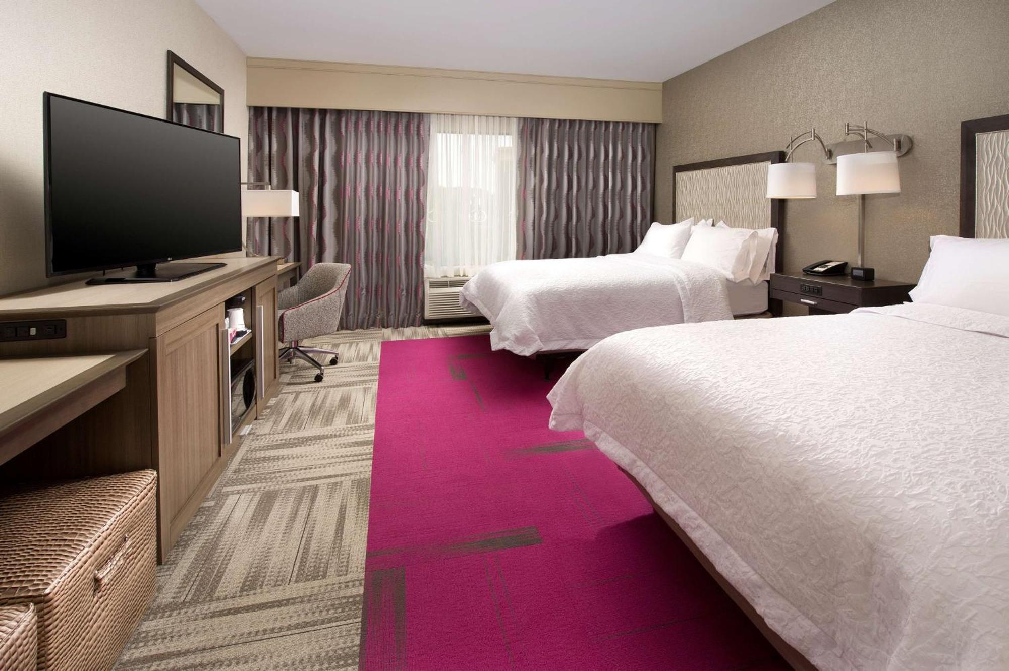 Hotel Hampton East Hurstbourne 3*