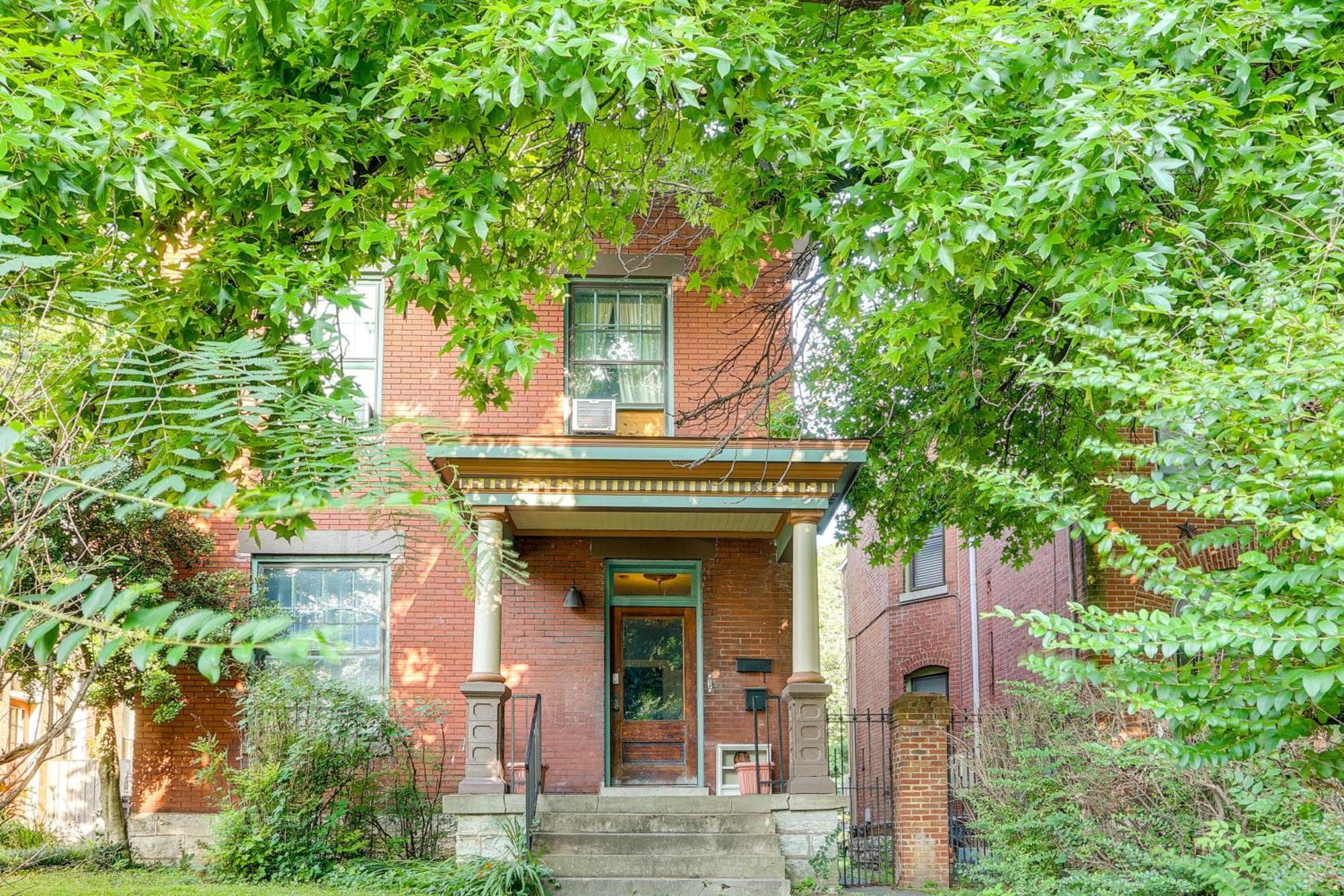 Apartment Cozy Vacation 2 Mi To Downtown! *