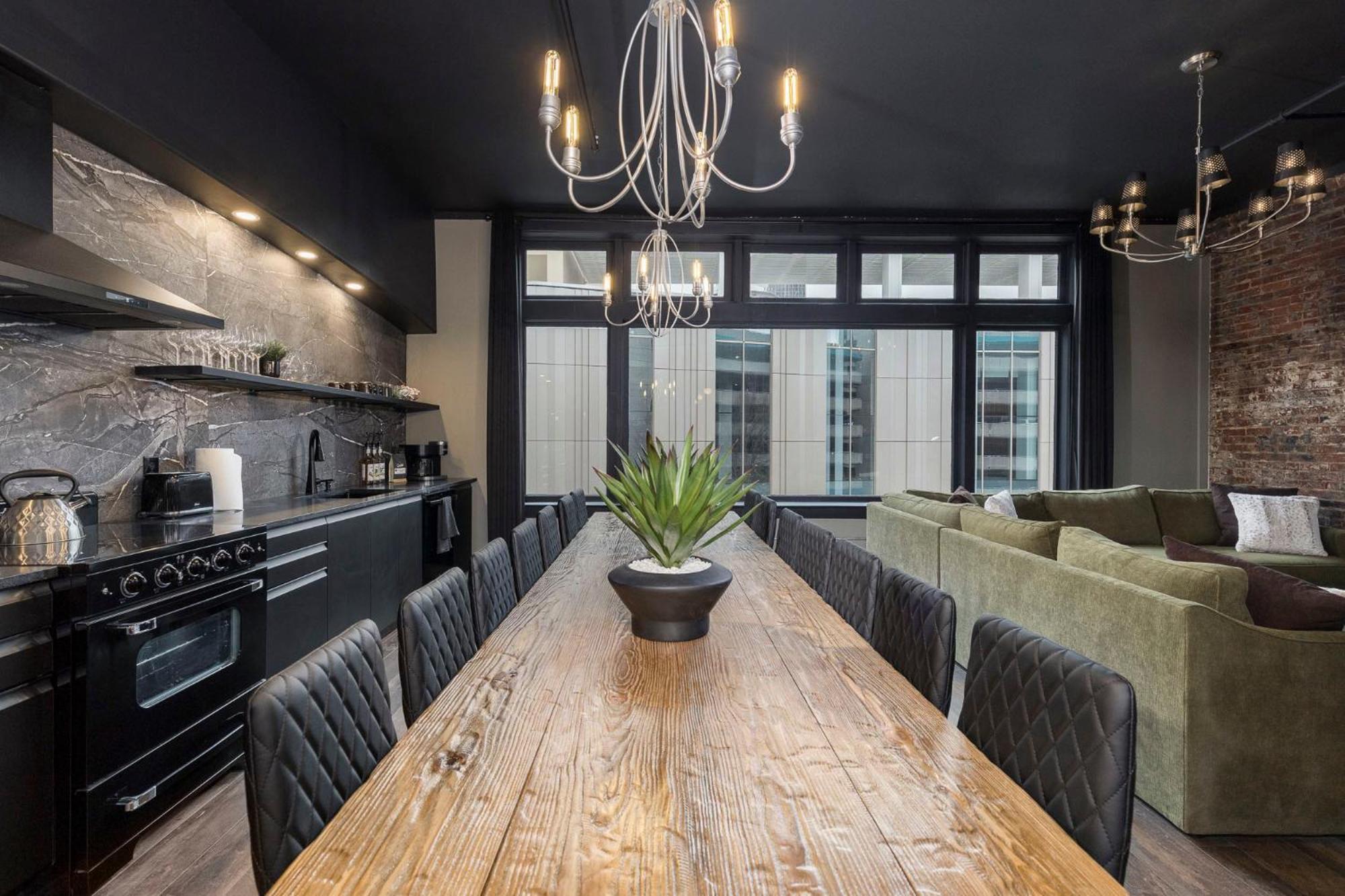 Penthouse Grand Executive