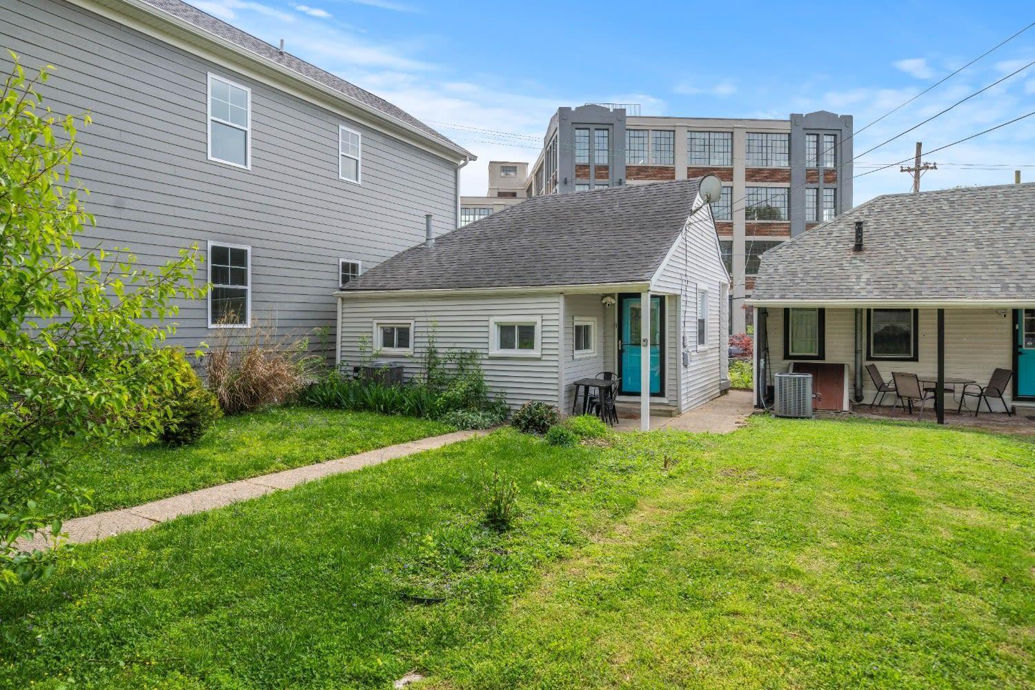 Two Cozy Homes Near Louisville's Popular Spots Louisville