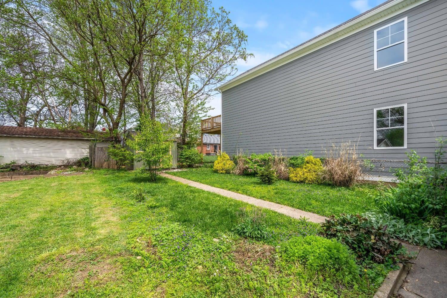 Two Cozy Homes Near Louisville's Popular Spots Louisville