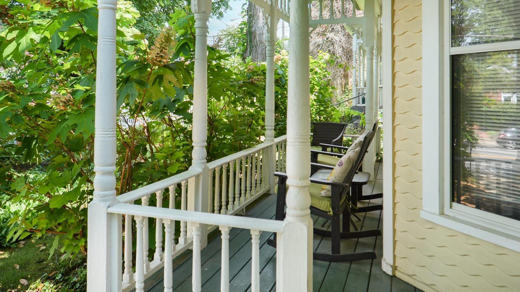 Holiday home Spacious Historic House Near Sites Louisville