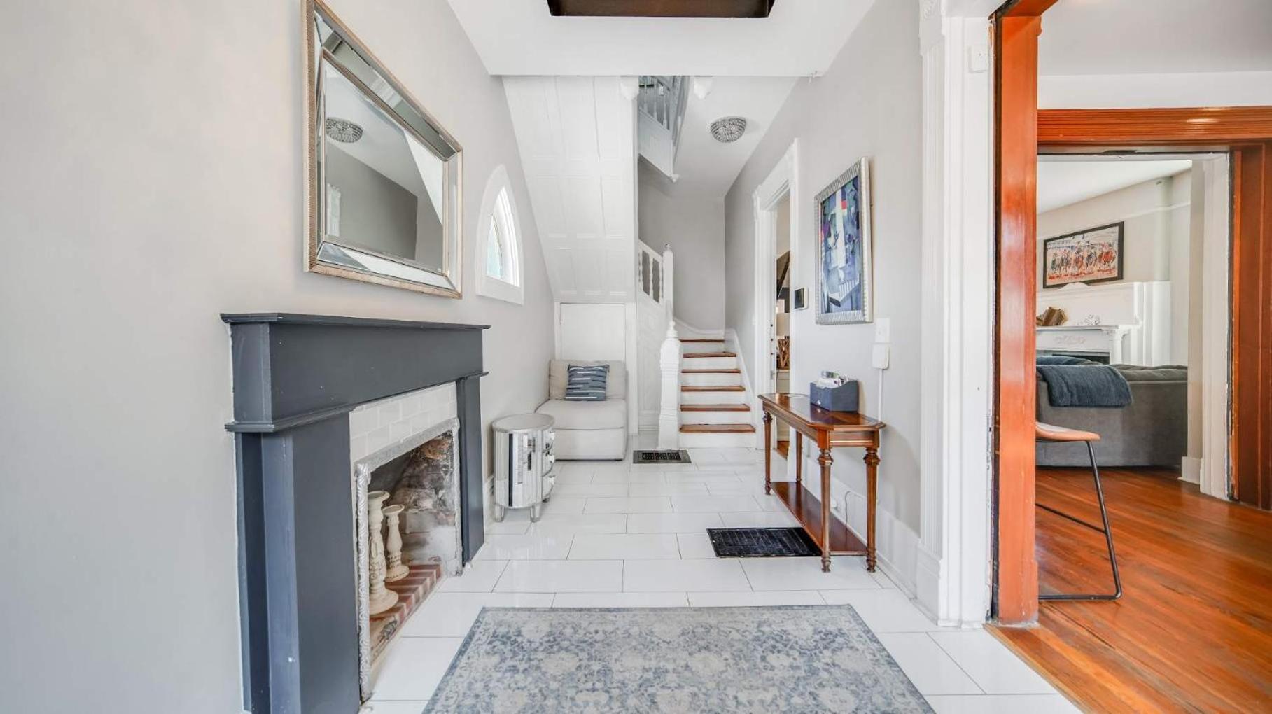 Historic 3-br Downtown Bourbon Getaway Holiday home *