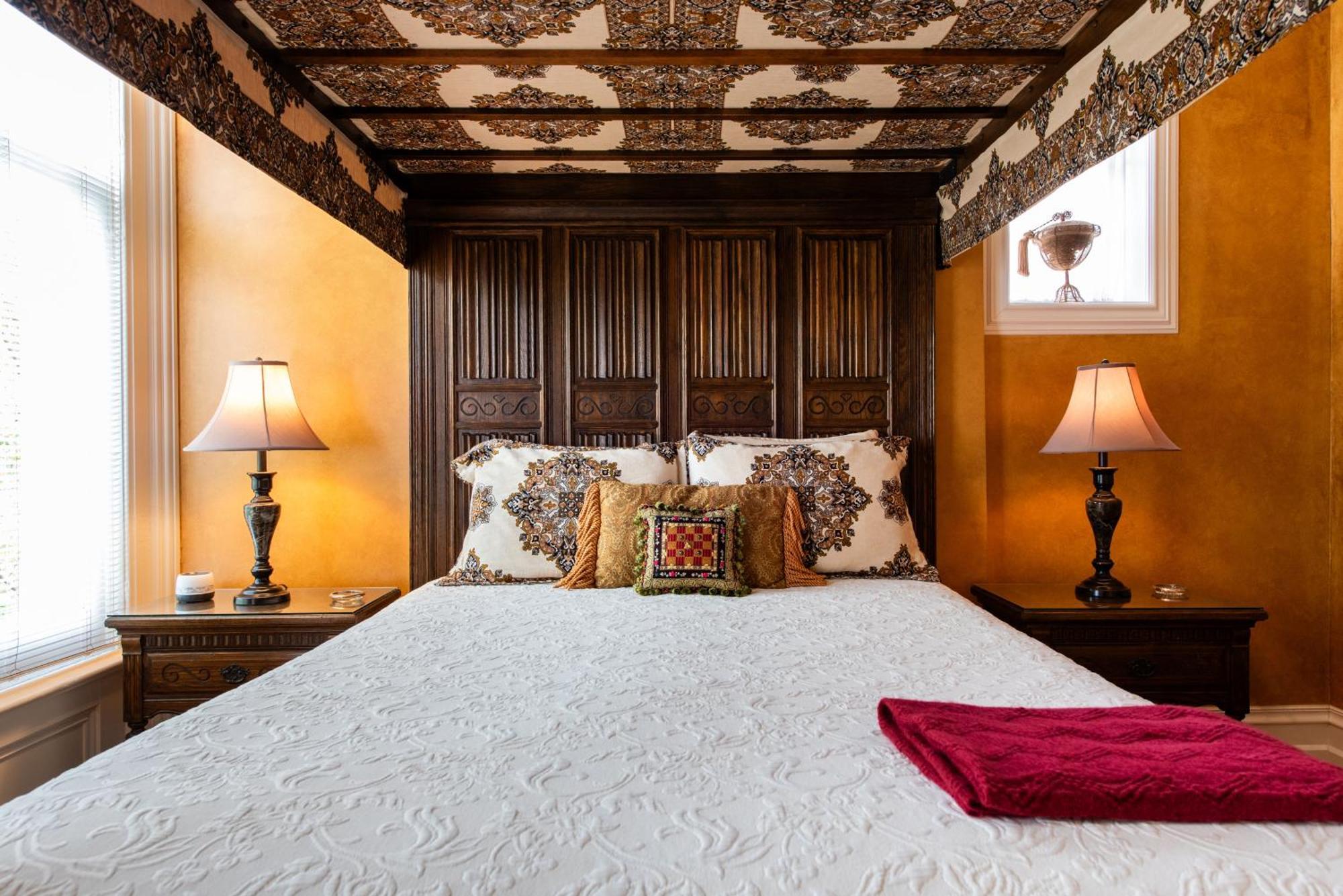 Dupont Mansion