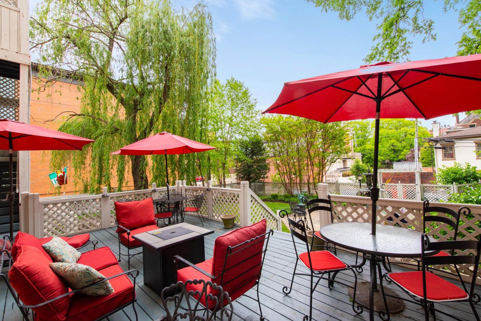 Dupont Mansion Bed & Breakfast