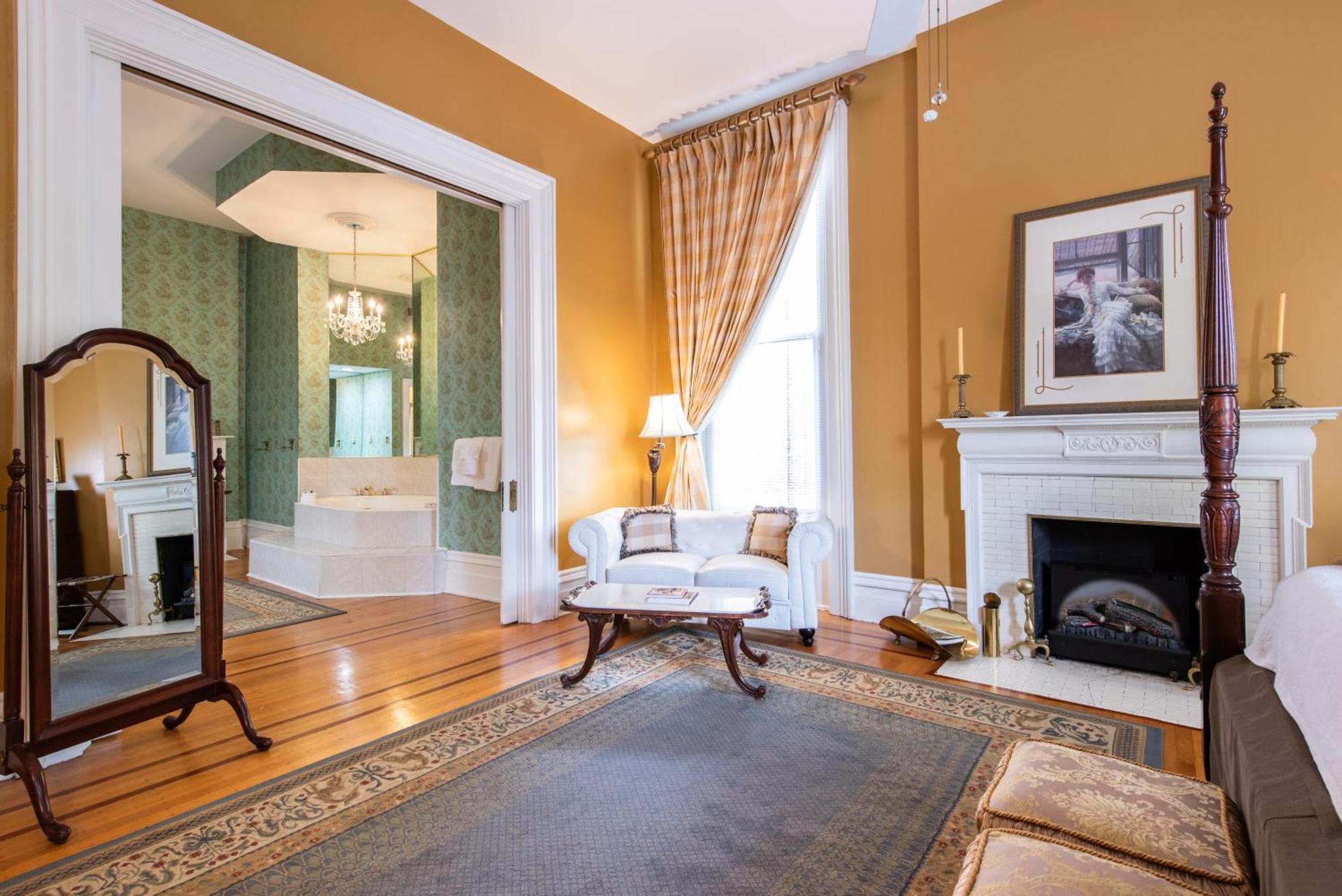 Dupont Mansion Louisville