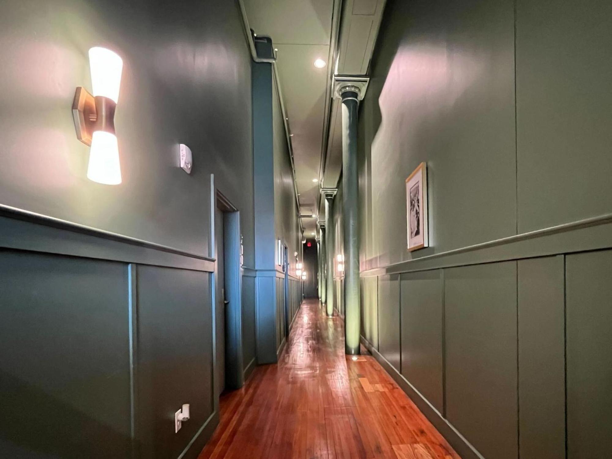 Apartment Bright And Modern In # 104