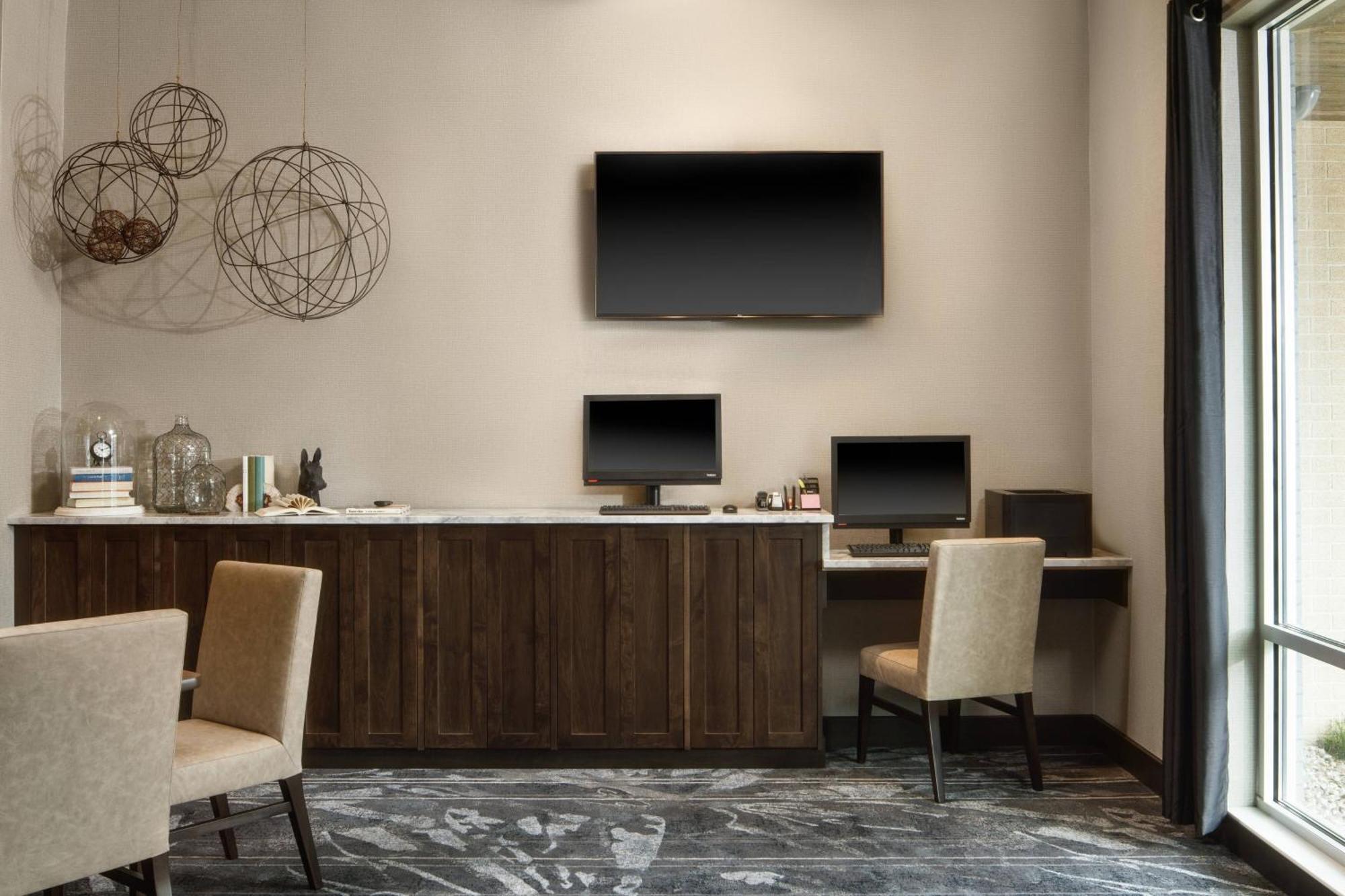 Towneplace By Marriott Northeast Louisville