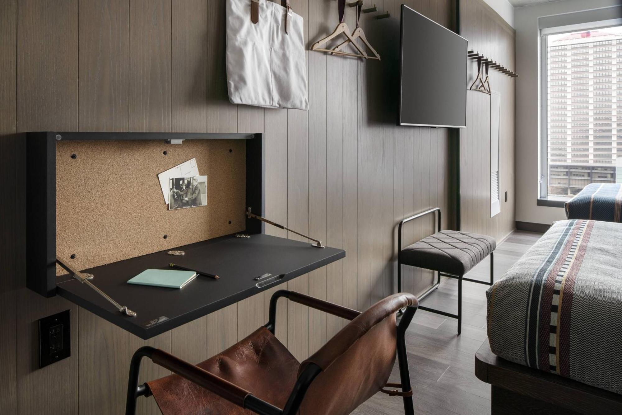 Moxy Downtown 4* Louisville