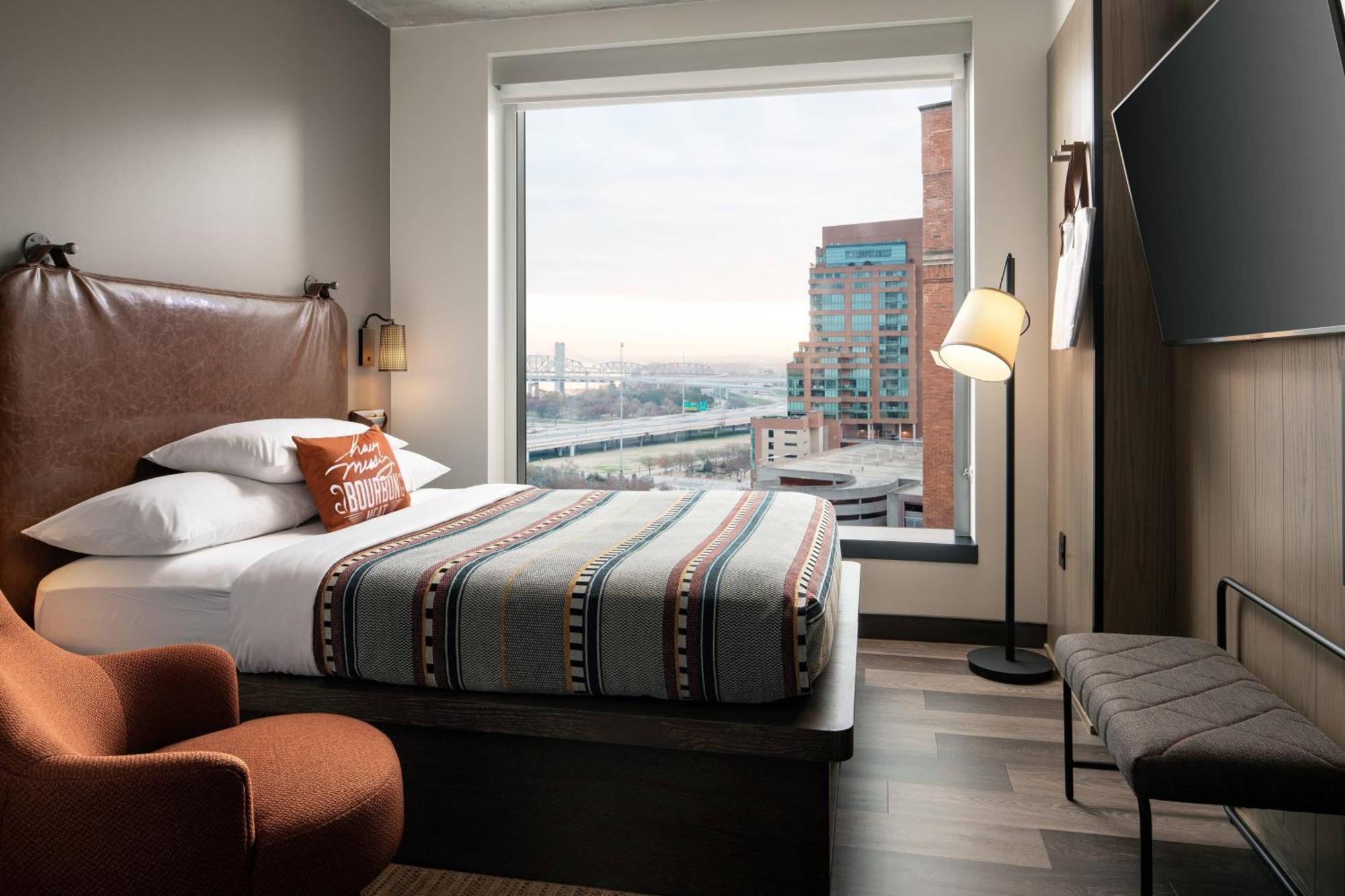 Moxy Downtown Hotel Louisville