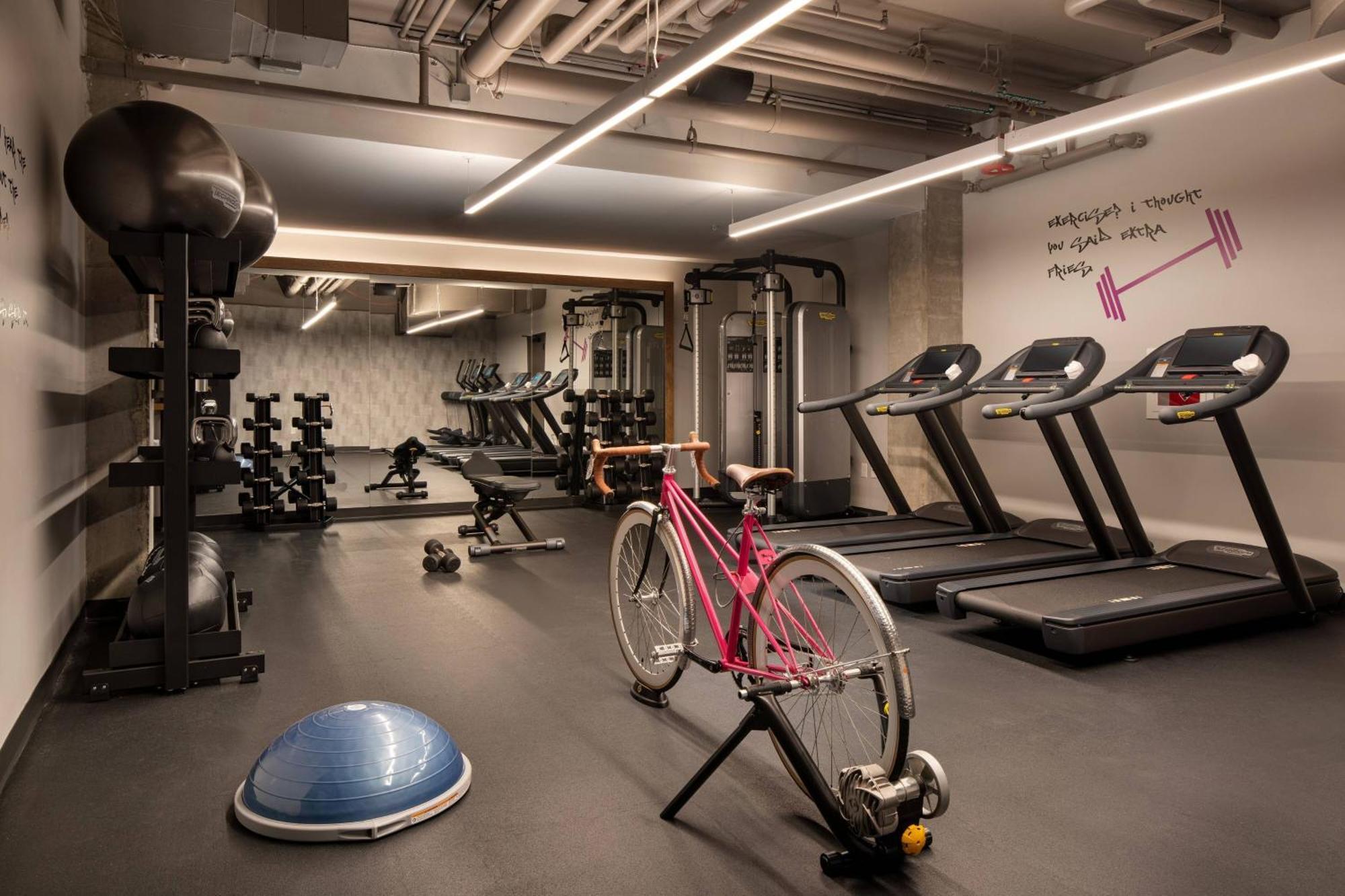 Moxy Downtown Hotel