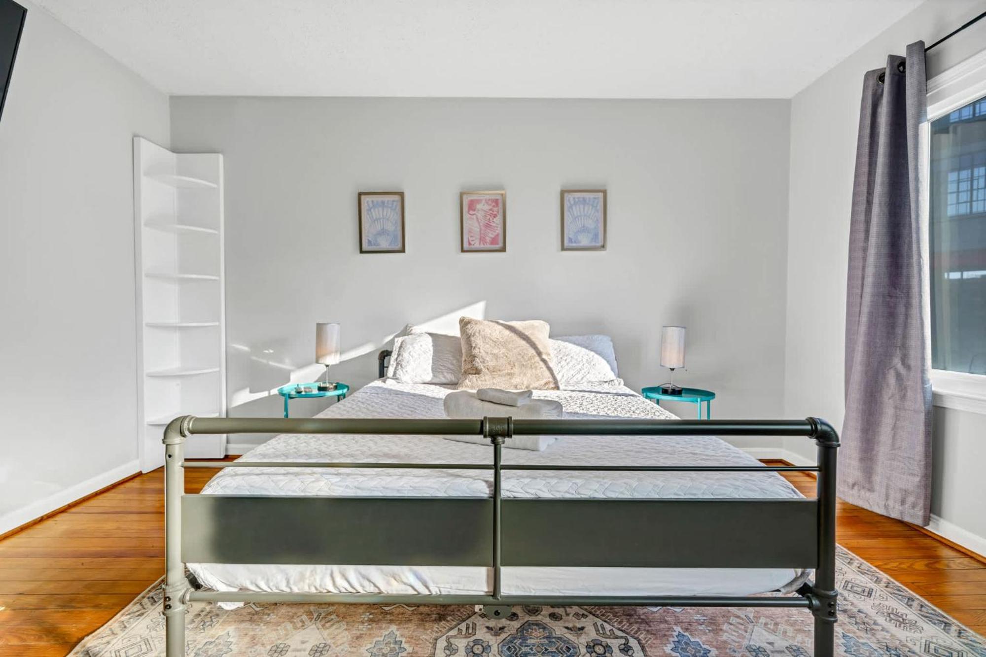 Two Cozy Homes Near Louisville's Popular Spots Holiday home Louisville