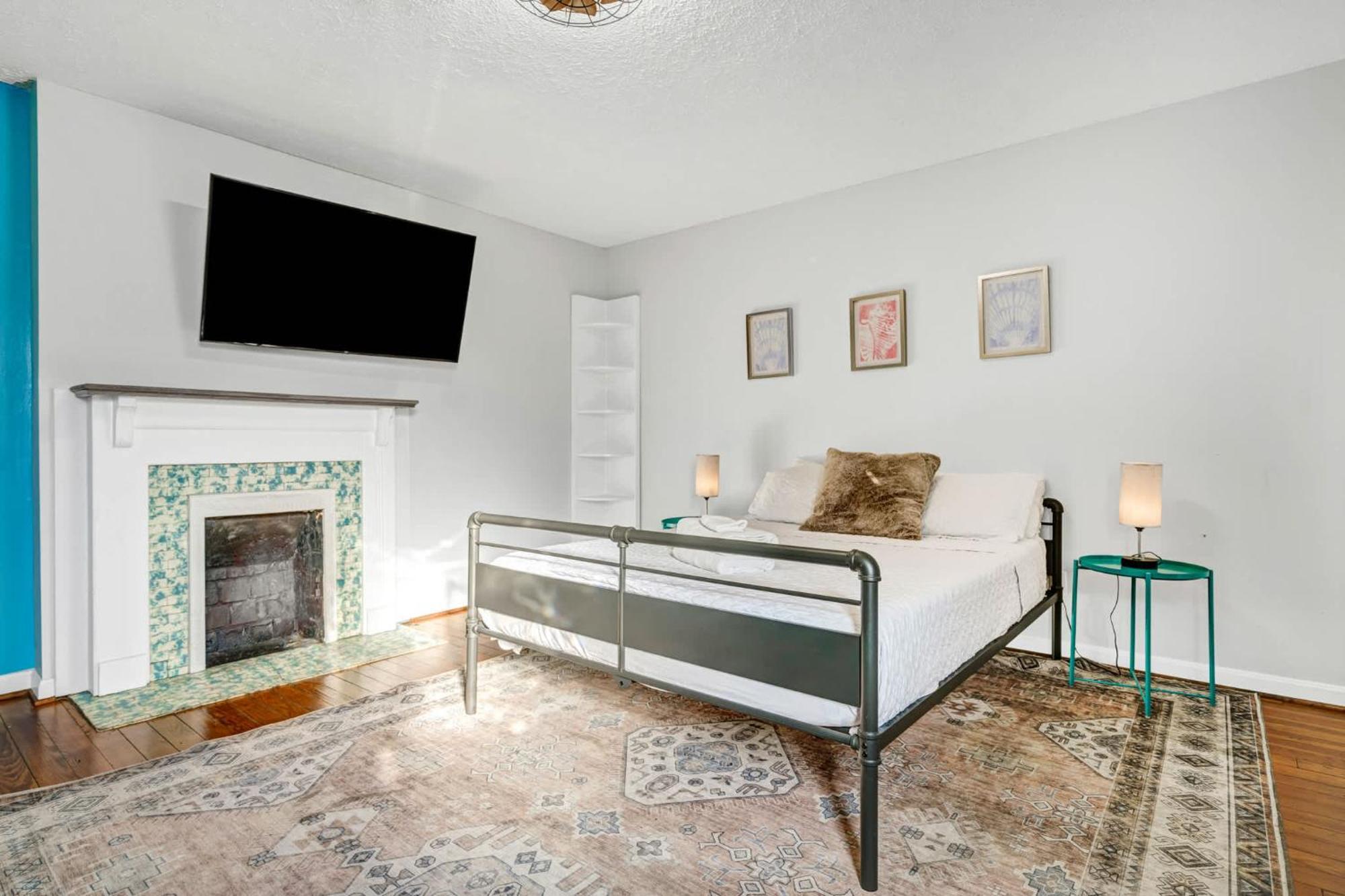 Two Cozy Homes Near Louisville's Popular Spots *