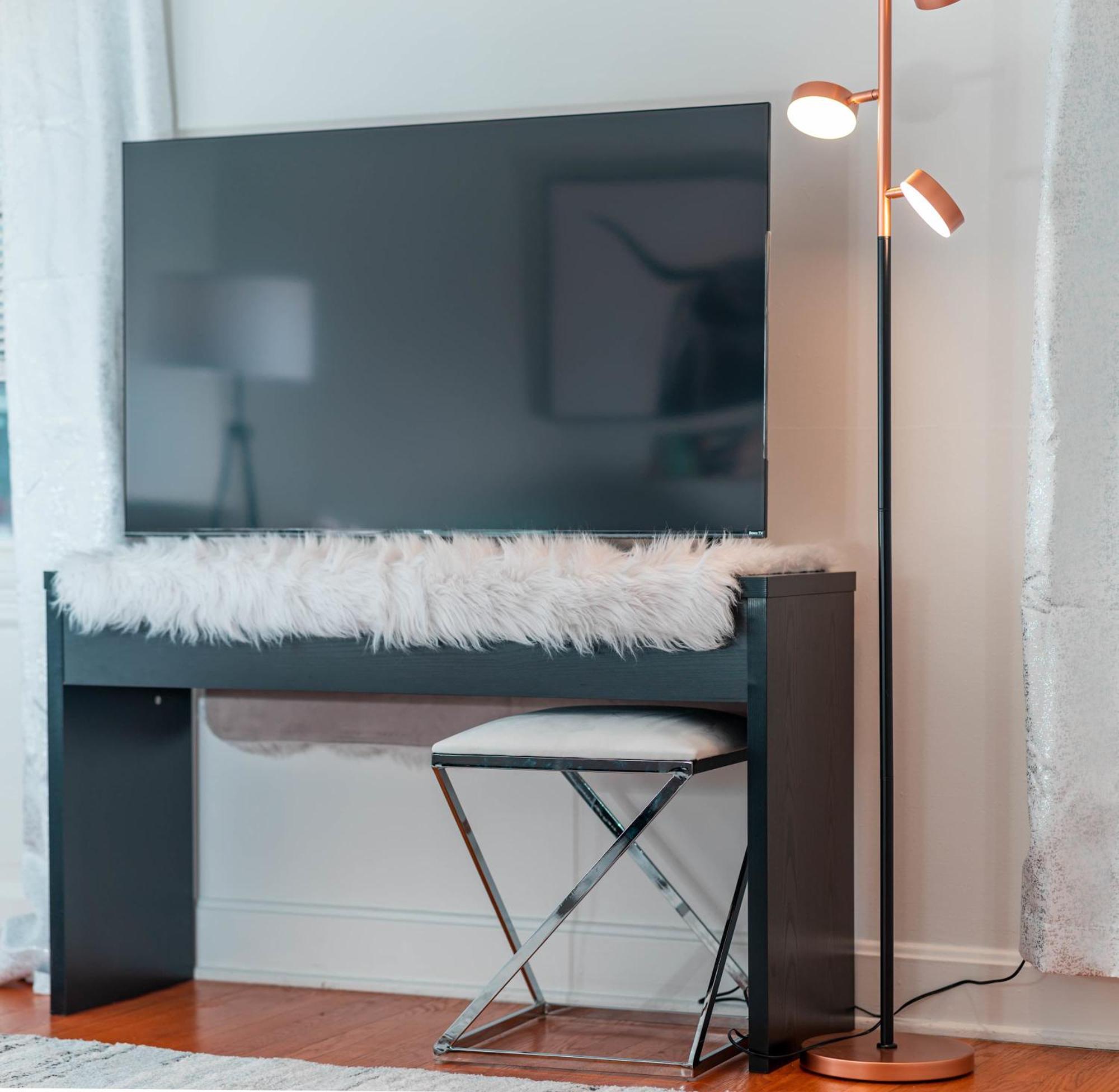 Apartment Cozy With Parking Great Location