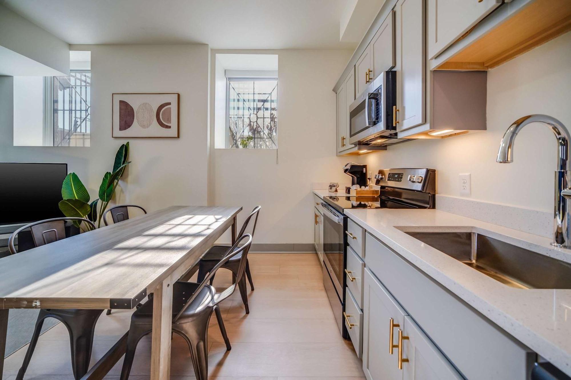 Bright And Modern In # 112