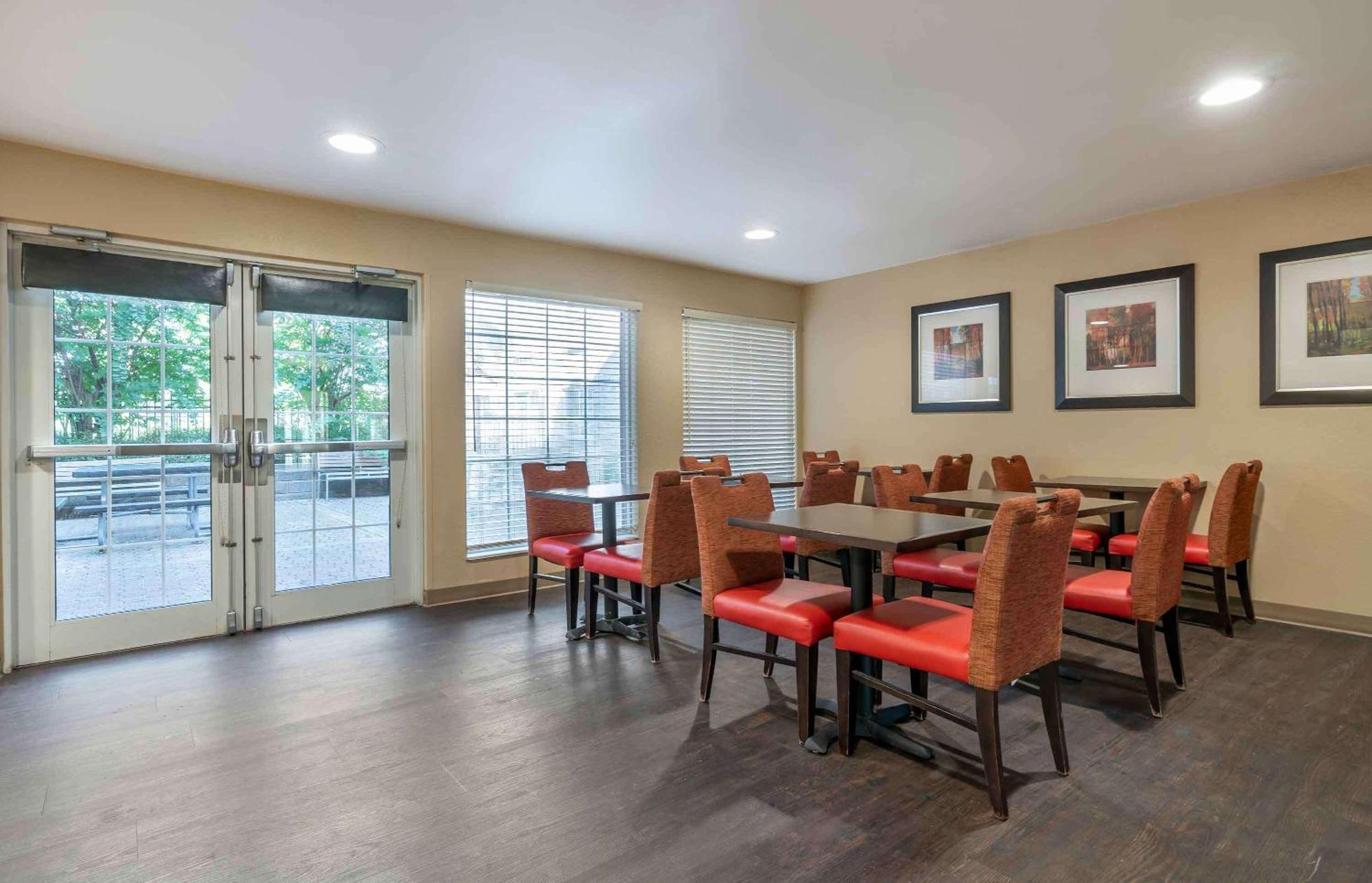 Extended America - - Alliant Avenue