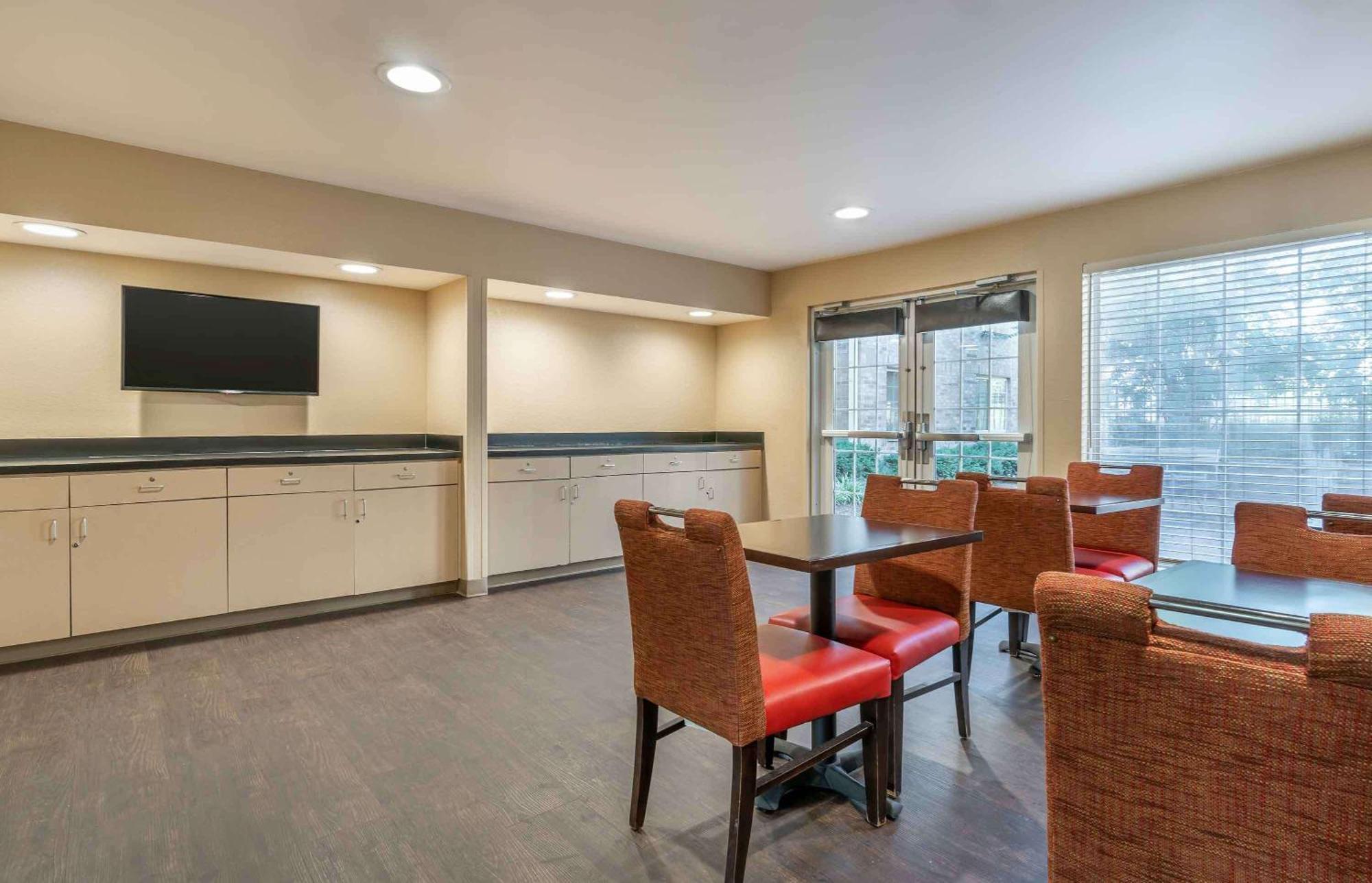 Extended America - - Alliant Avenue Hotel 2*
