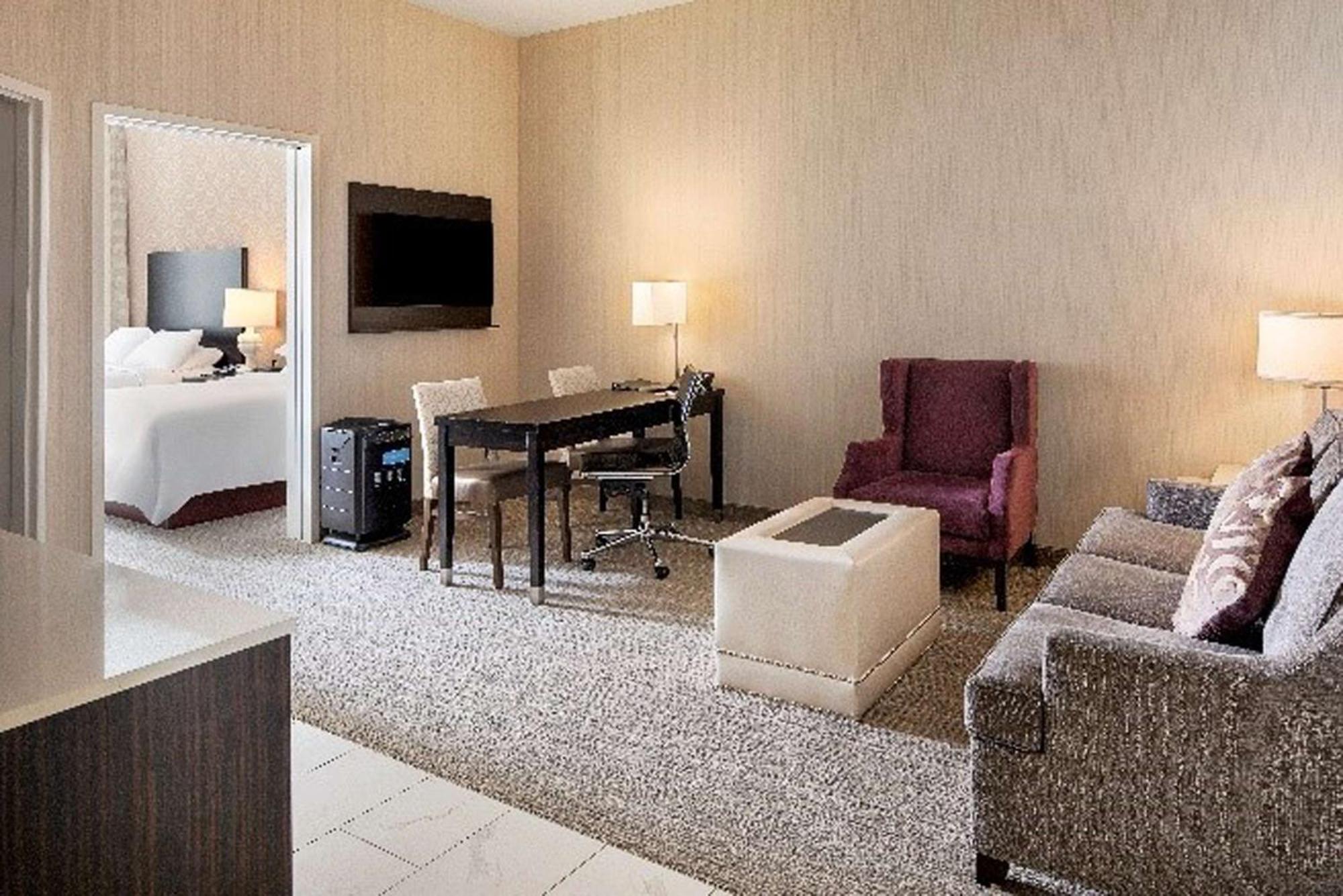 Embassy Downtown 4* Louisville