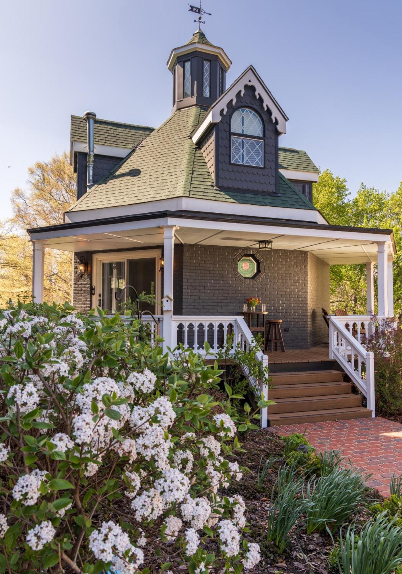 At Woodhaven-in The Heart Of The Bourbon Trail-over 12 Distilleries Nearby Bed & Breakfast