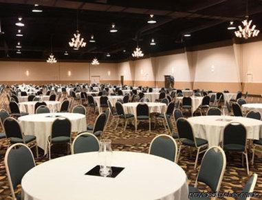 Ramada Plaza And Conference Center