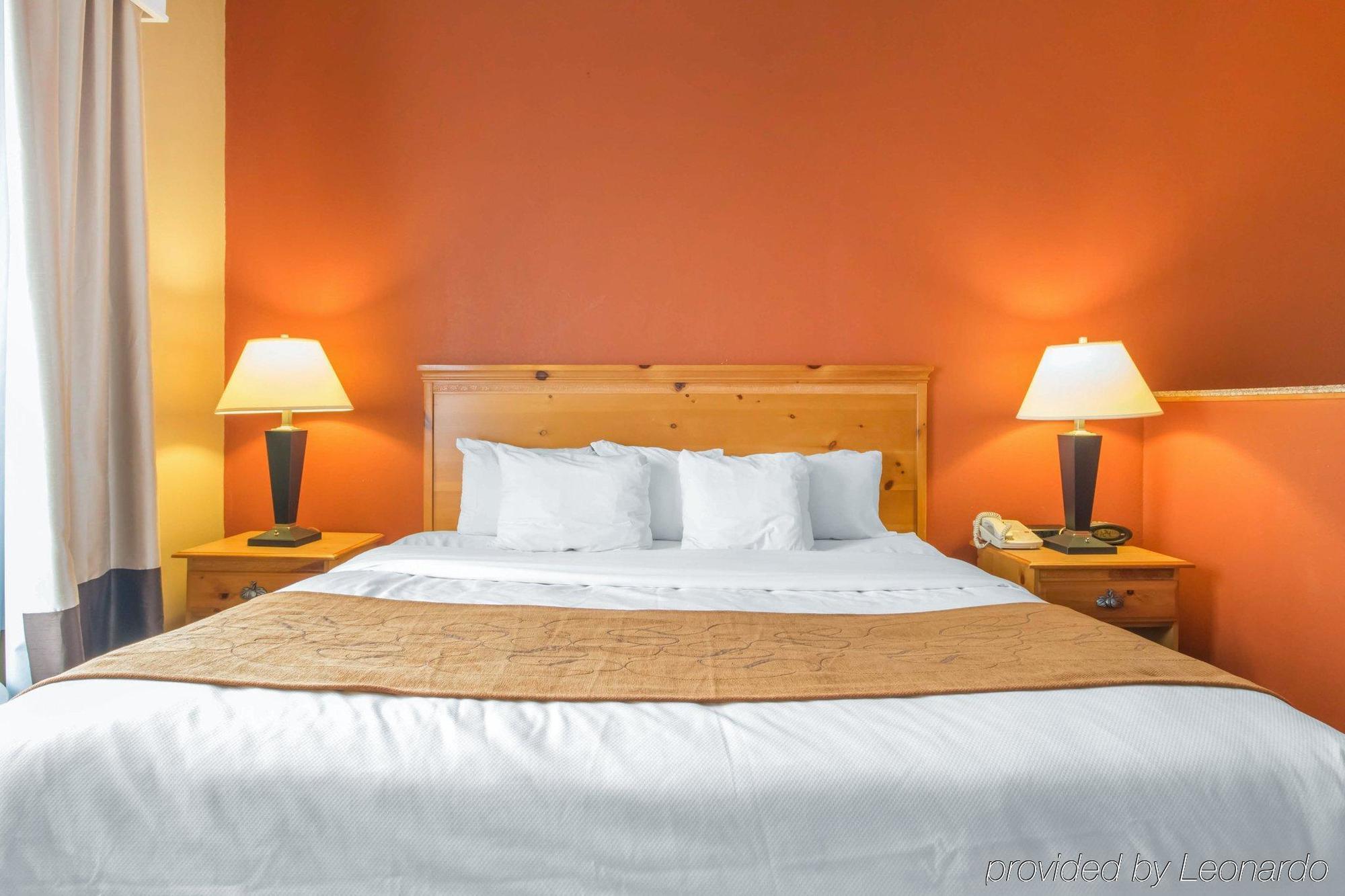 Comfort Airport Hotel 3*