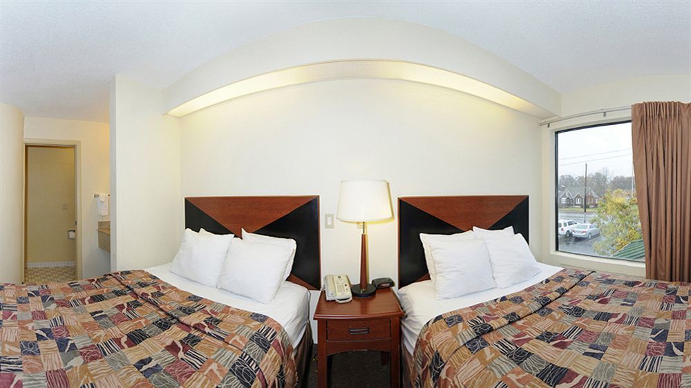 Sleep Airport & Expo