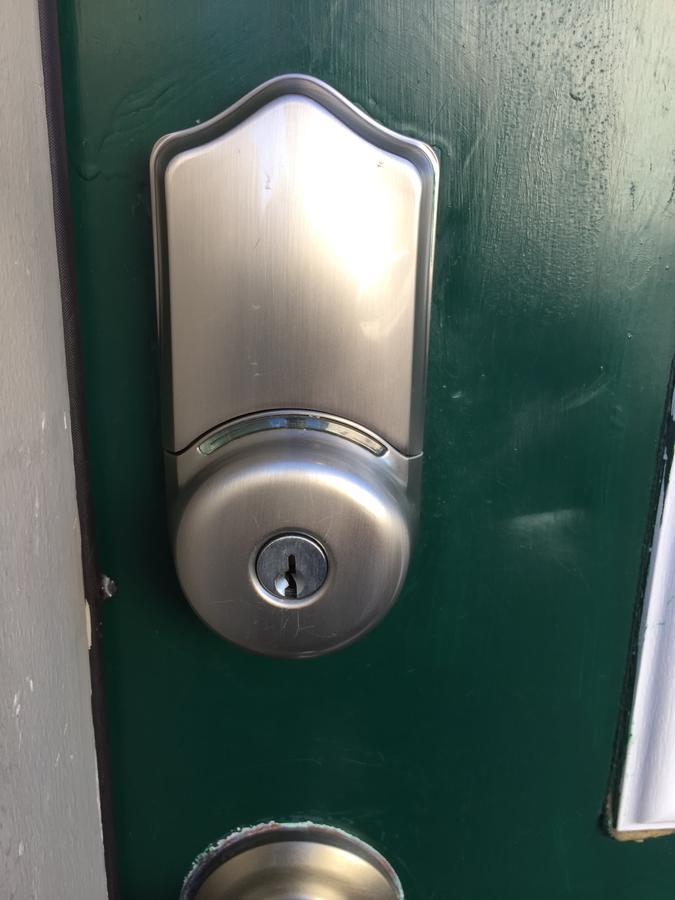Apartment Lux Townhouse, Walk To All, Sleeps 6 Adults