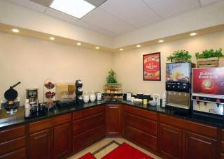 Econo Downtown Lodge *