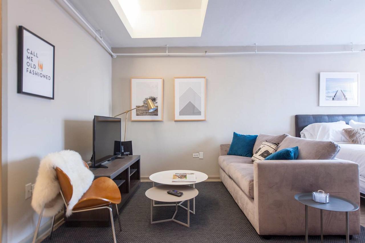 Aparthotel Abode Downtown - 4th St Live
