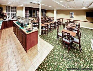 Hotel Hawthorn By Wyndham East 3*